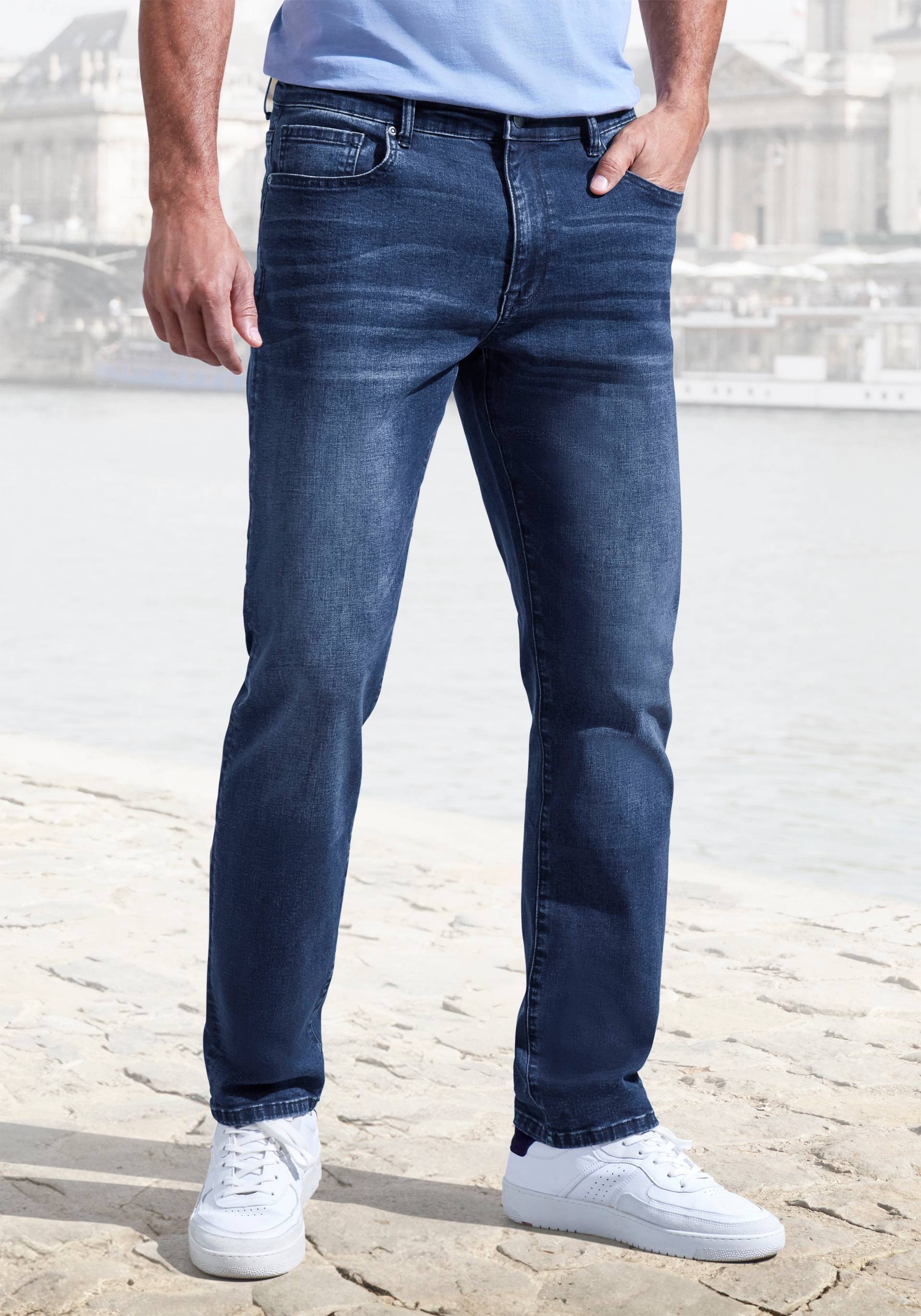 John Devin 5-Pocket-Jeans »Straight-fit Jeans«, aus elastischer Denim-Qualität John Devin 5-Pocket-Jeans »Straight-fit Jeans«, aus elastischer Denim-Qualität von John Devin