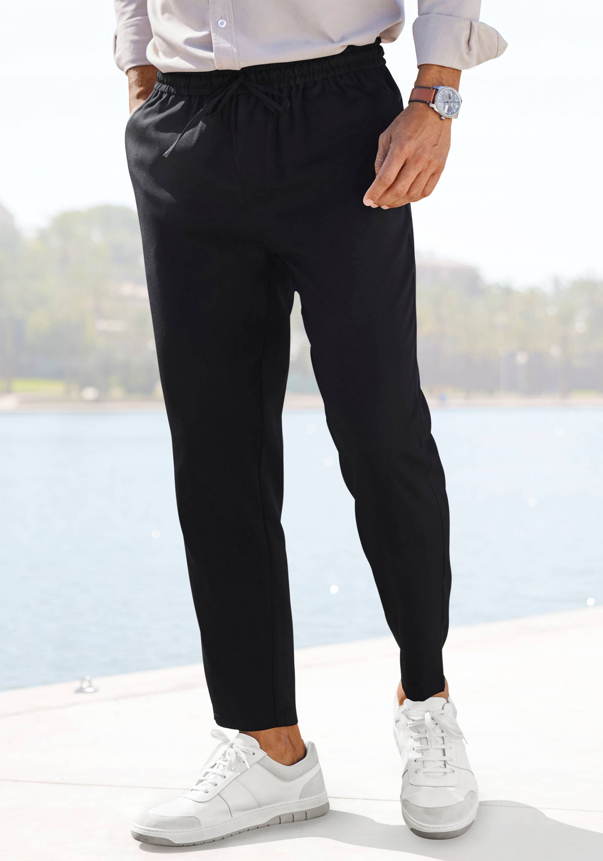John Devin Jogger Pants »Jogg Pants«, Slim Fit, aus leichter Webqualität John Devin Jogger Pants »Jogg Pants«, Slim Fit, aus leichter Webqualität von John Devin