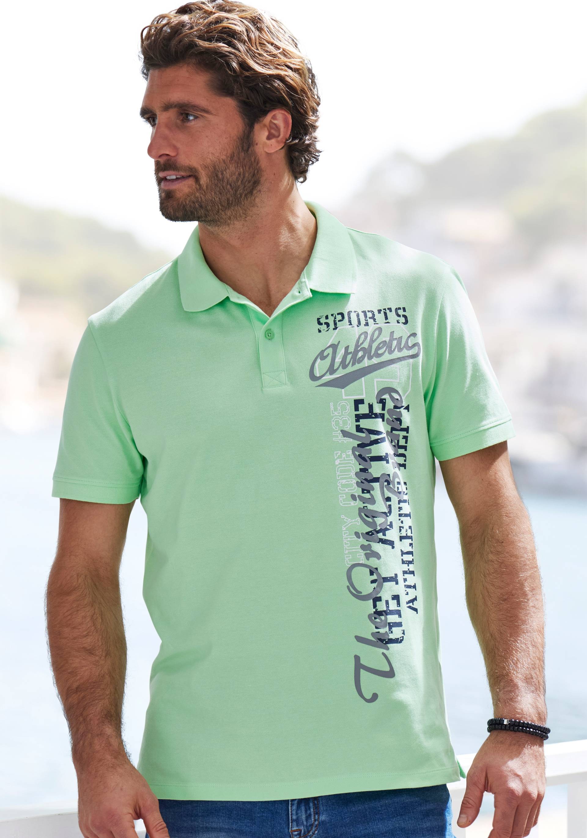 John Devin Poloshirt, mit grossem Druck vorn aus Baumwoll-Piqué John Devin Poloshirt, mit grossem Druck vorn aus Baumwoll-Piqué von John Devin