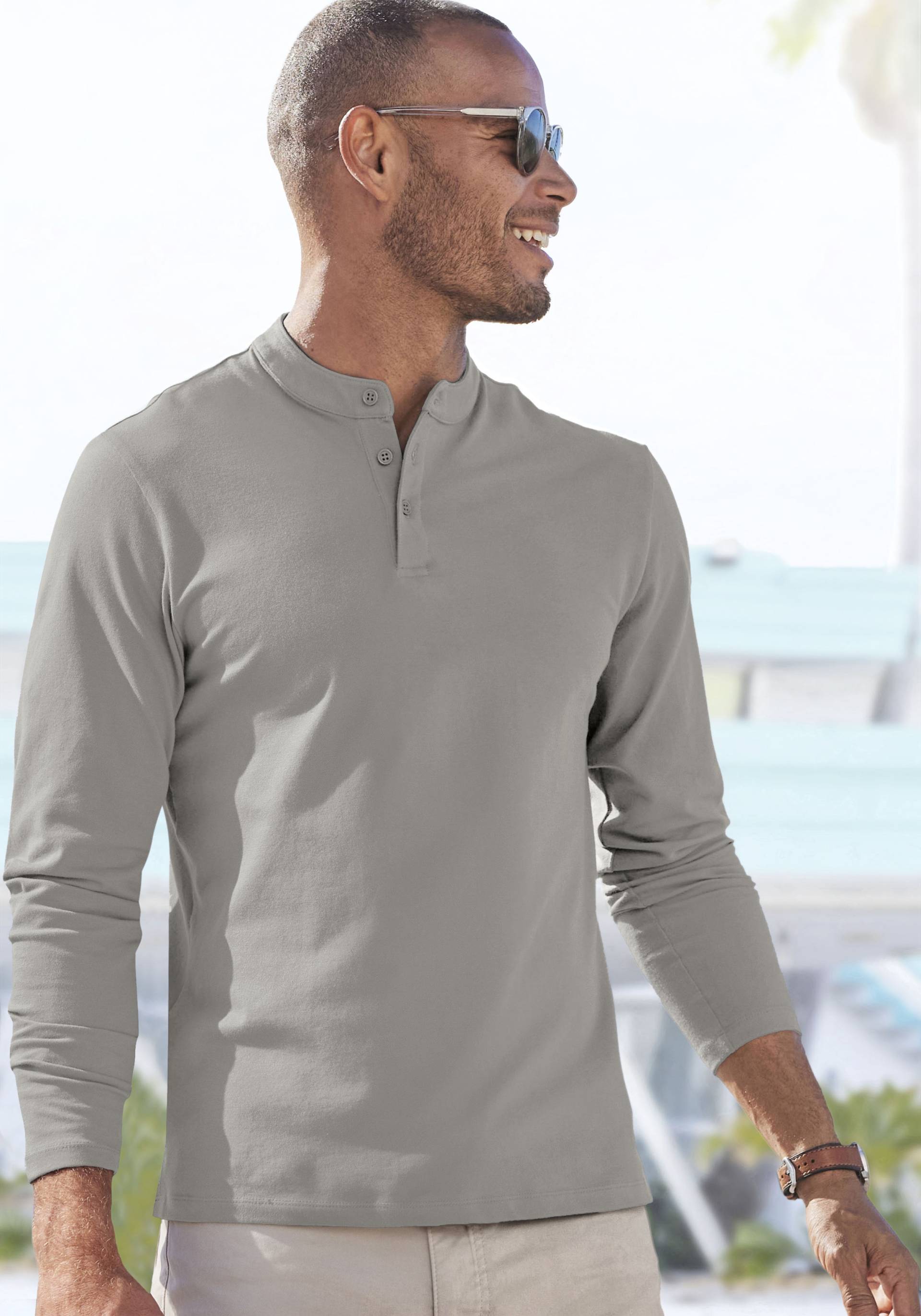 John Devin Poloshirt »mit Stehkragen«, Regular-Fit, aus Baumwoll-Piqué John Devin Poloshirt »mit Stehkragen«, Regular-Fit, aus Baumwoll-Piqué von John Devin