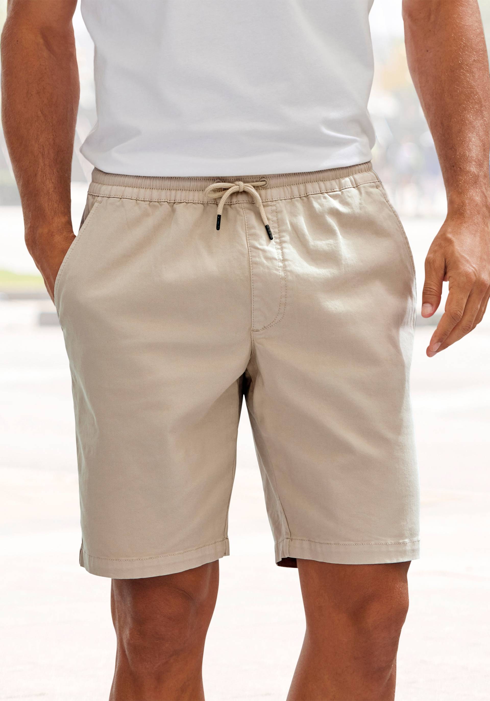 John Devin Shorts »Bermuda«, kurze Hose aus elastischer Baumwoll-Qualität von John Devin