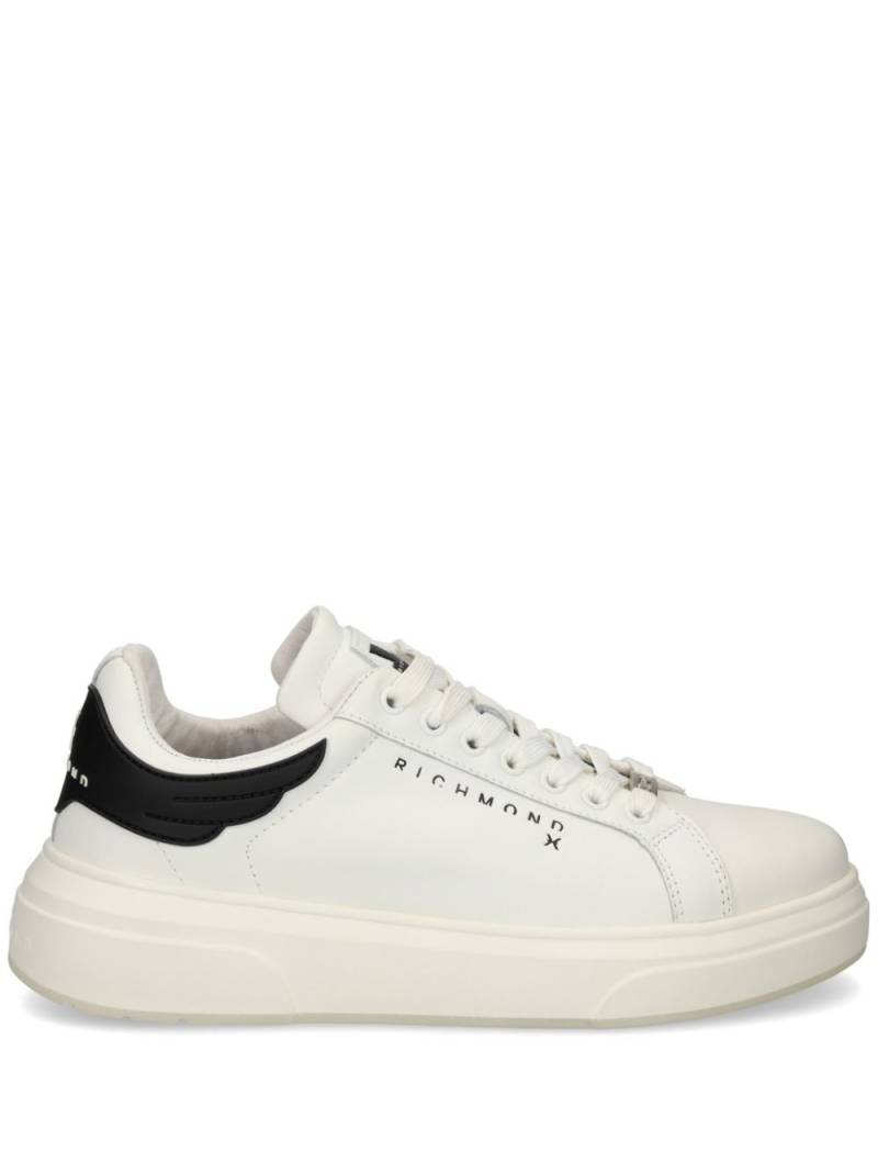 John Richmond logo-stamp sneakers - White von John Richmond