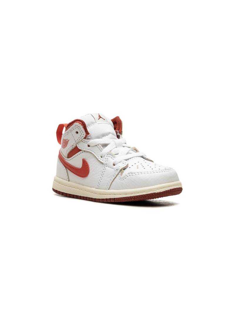 Jordan Kids Air Jordan 1 Mid SE "White/Dune Red" sneakers von Jordan Kids