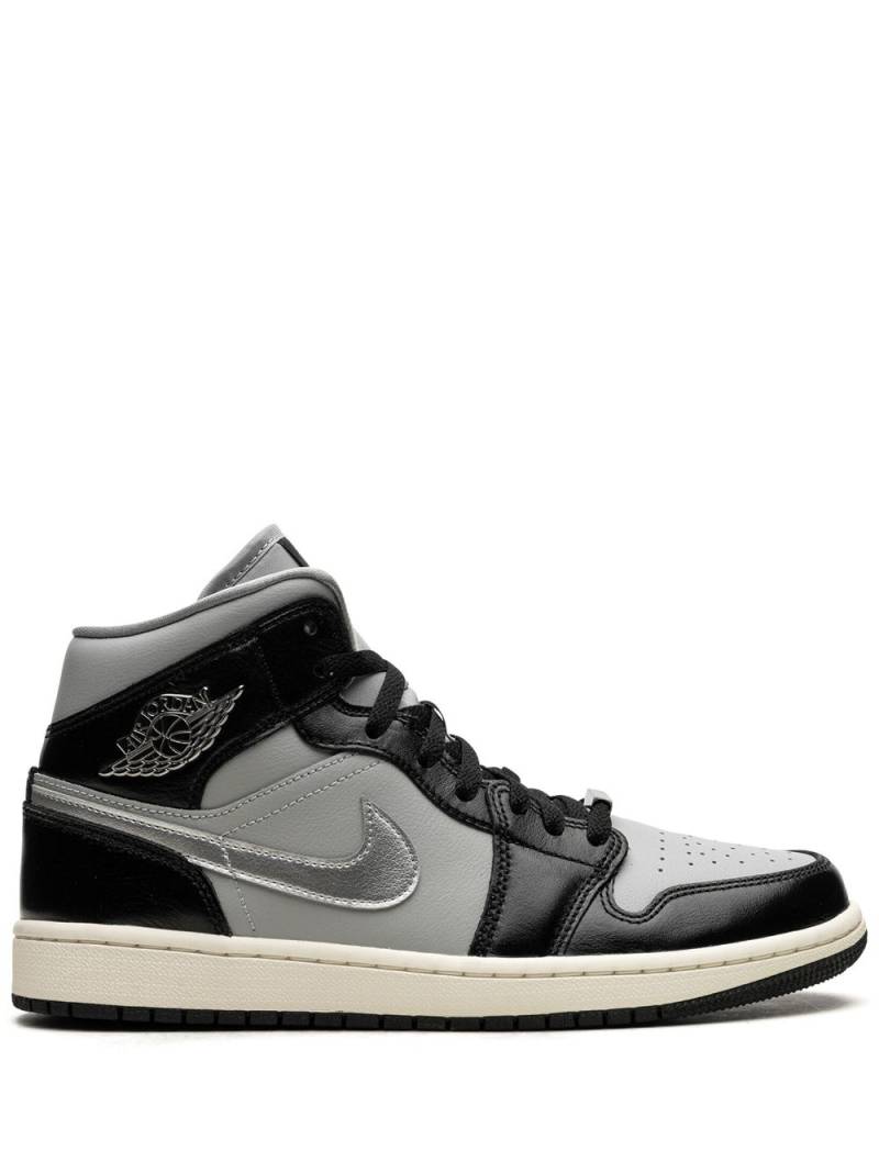 Jordan Air Jordan 1 Mid SE "Black Chrome" sneakers von Jordan