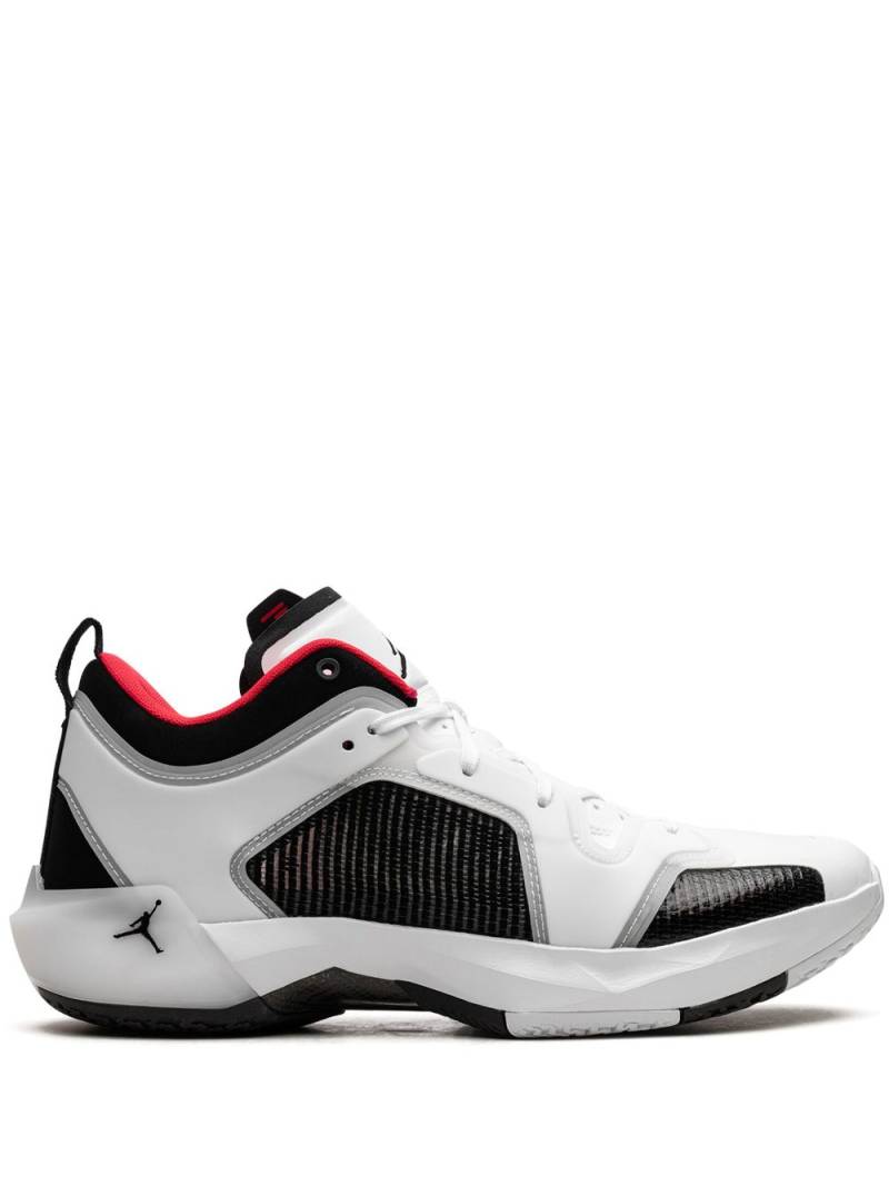 Jordan Air Jordan 37 Low "Siren Red" sneakers - White von Jordan