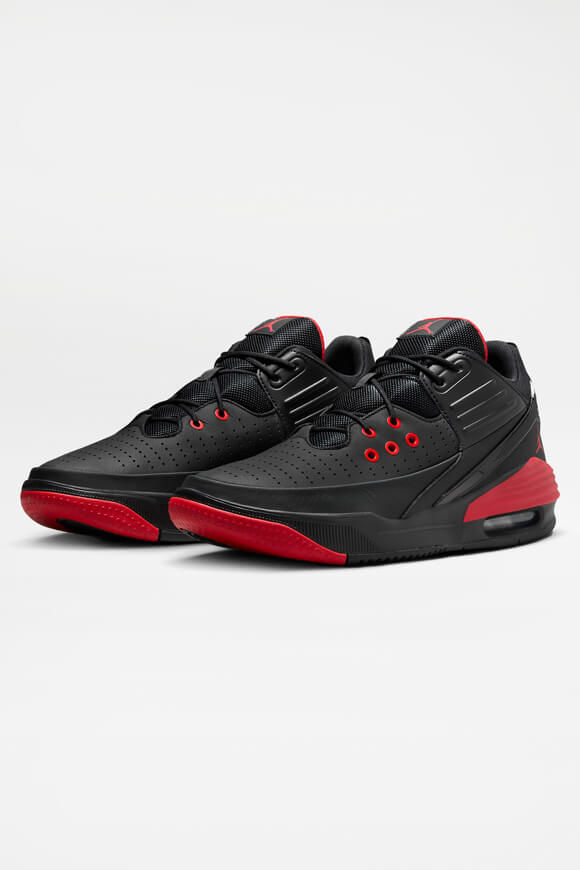 Jordan Jordan Max Aura 5 Sneaker | Black + University Red | Herren  | EU41 von Jordan