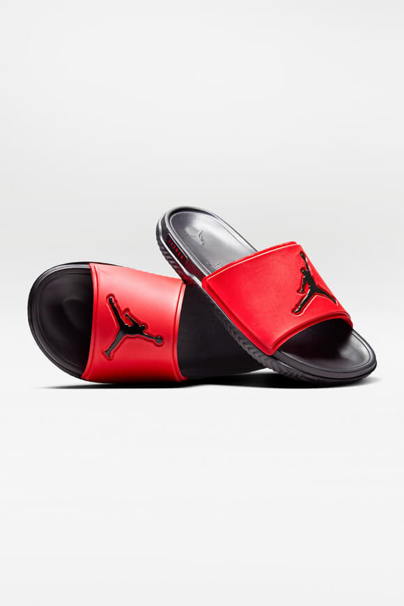 Jordan Jumpman Pantoletten | University Red + Black | Herren | EU41 Jordan Jumpman Pantoletten | University Red + Black | Herren | EU41 von Jordan