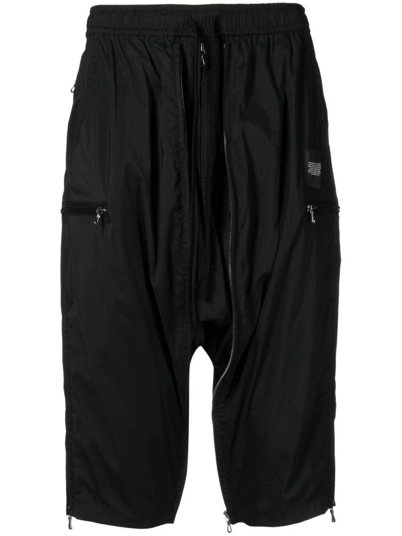 Julius drop-crotch shorts - Black von Julius