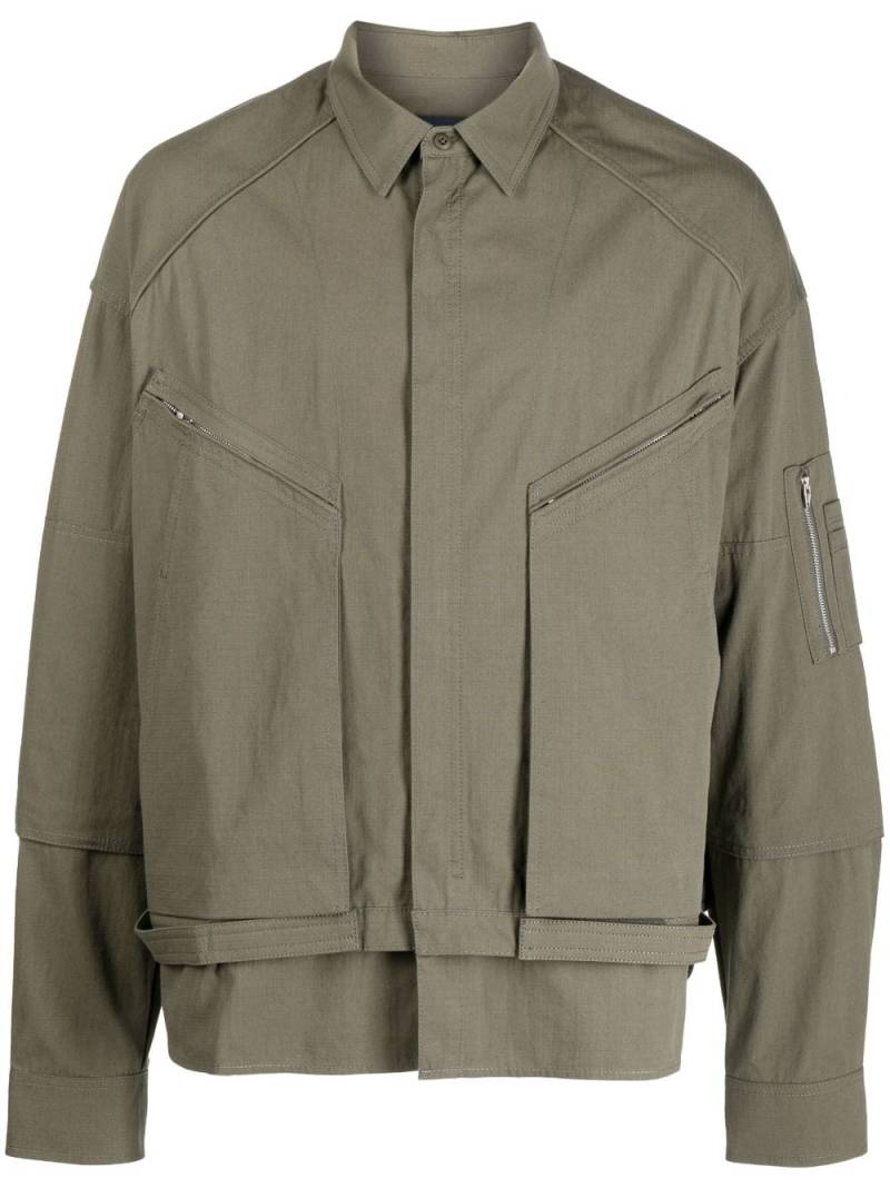 Juun.J tilted zip-pockets shirt jacket - Green von Juun.J