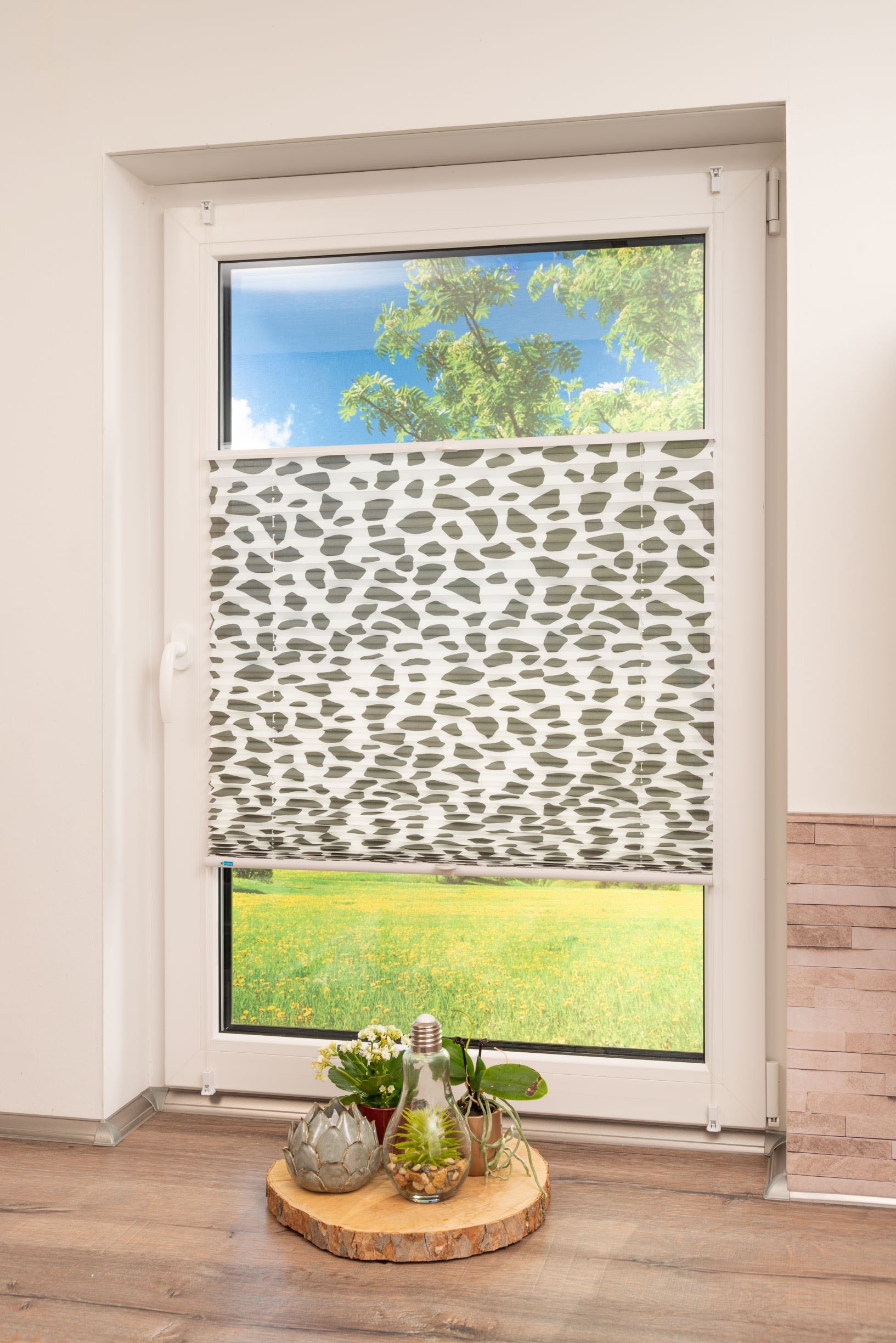 K-HOME Plissee »Klemmfix Pisa«, Lichtschutz, ohne Bohren, verspannt, Crushed-Optik K-HOME Plissee »Klemmfix Pisa«, Lichtschutz, ohne Bohren, verspannt, Crushed-Optik von K-HOME