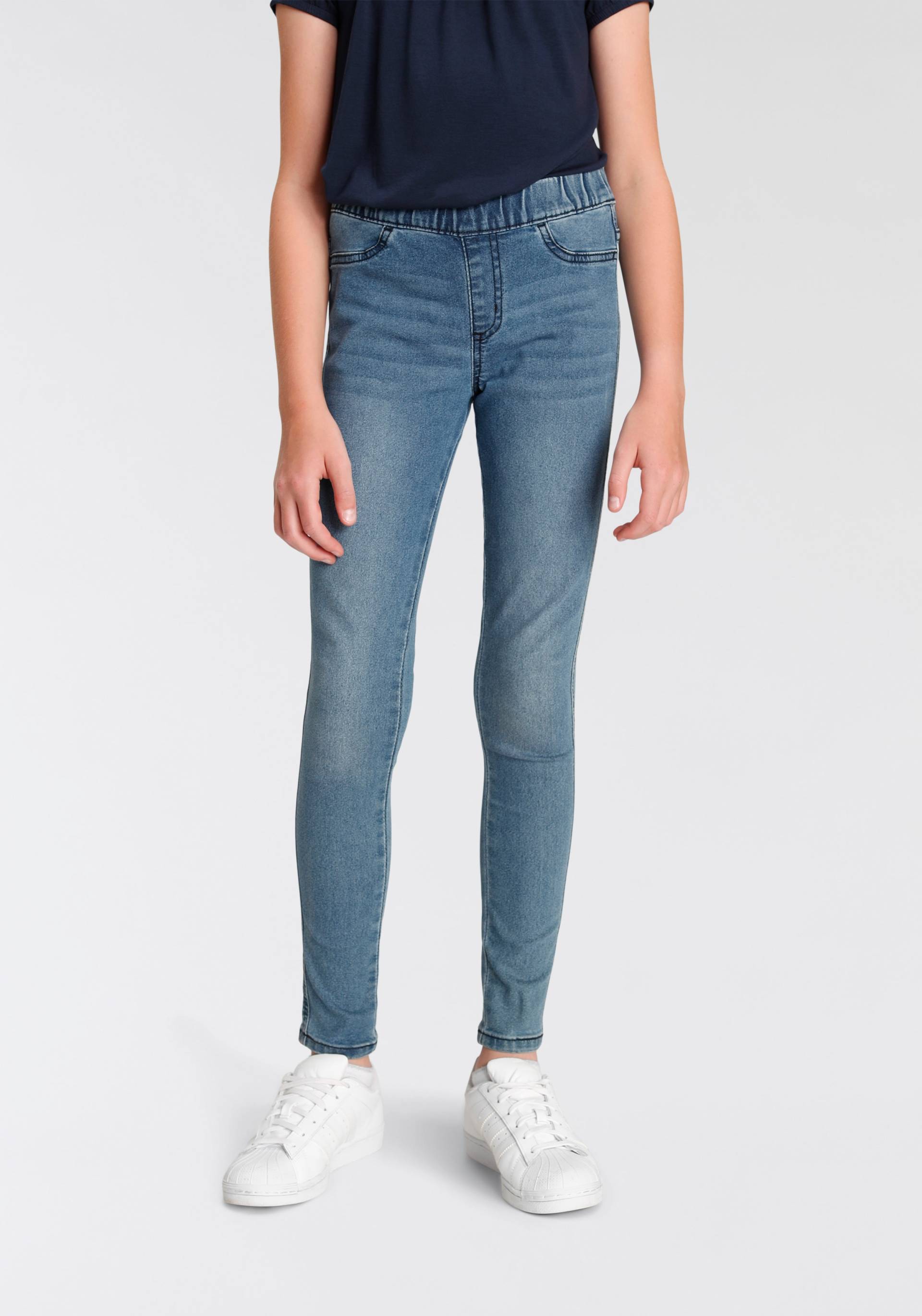 KIDSWORLD Jeansjeggings », Stetch-Jeans mit schmalem Bein«, in enger Schlupfform von KIDSWORLD