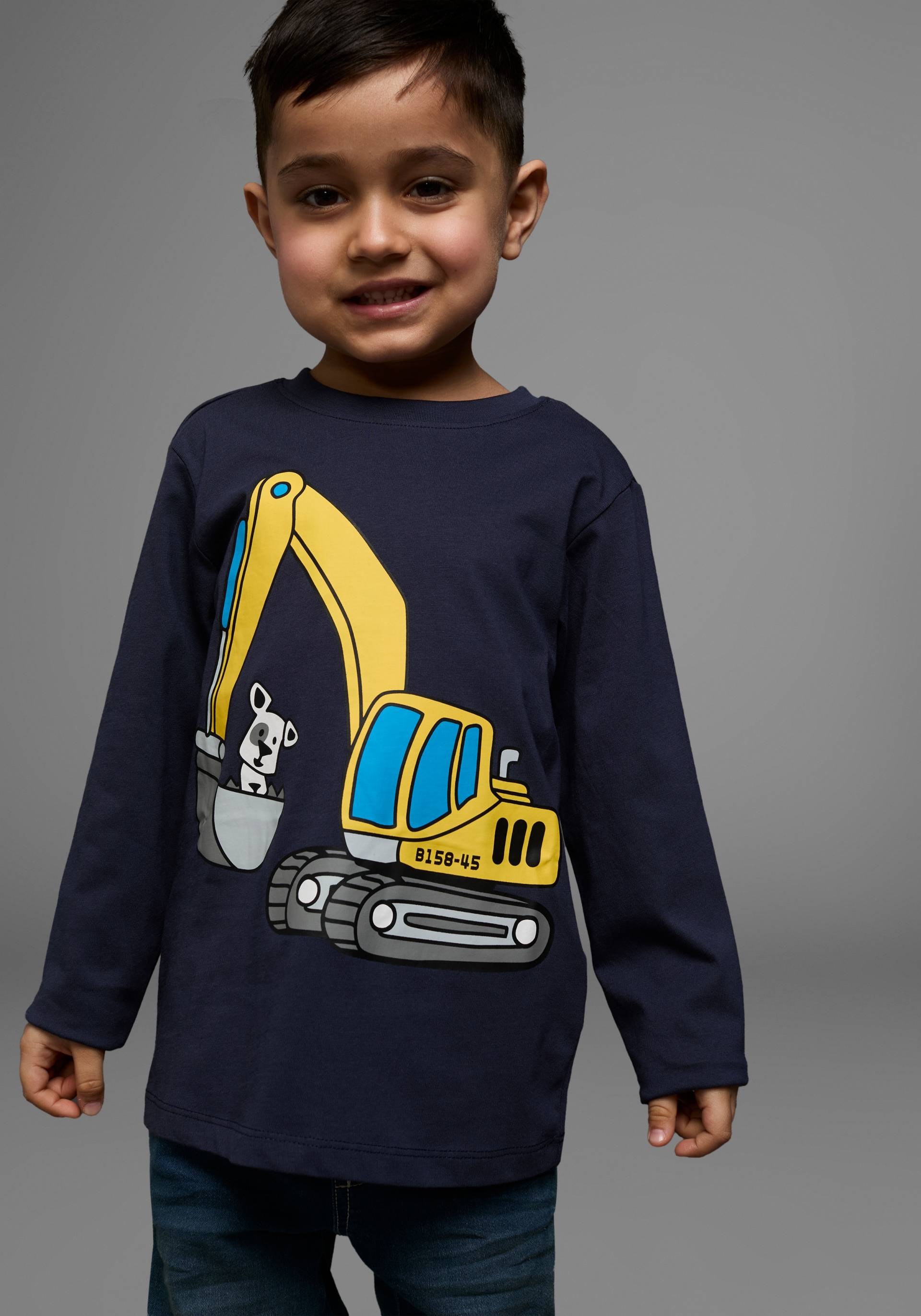 KIDSWORLD Langarmshirt »HUND MIT BAGGER«, Langarm, Basic-Passform, mit stylischem Druck, Rundhalsausschnitt KIDSWORLD Langarmshirt »HUND MIT BAGGER«, Langarm, Basic-Passform, mit stylischem Druck, Rundhalsausschnitt von KIDSWORLD