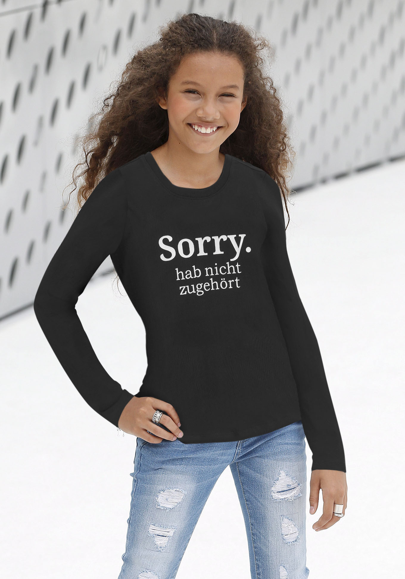 KIDSWORLD Langarmshirt »Sorry. hab nicht zugehört«, Langarm, Basic-Passform, mit peppigem Druck und Statements von KIDSWORLD