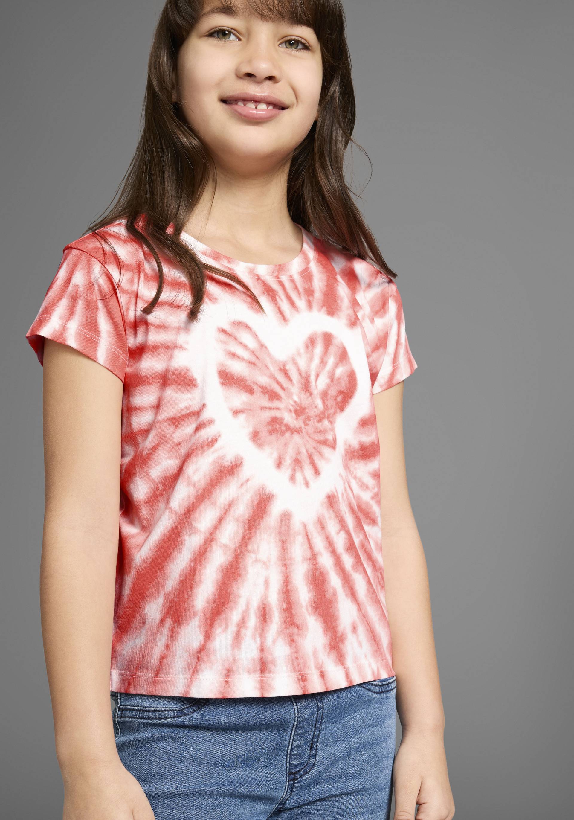 KIDSWORLD T-Shirt »Herz Batik«, Kurzarm, gerade Passform, vielseitig gemustert von KIDSWORLD