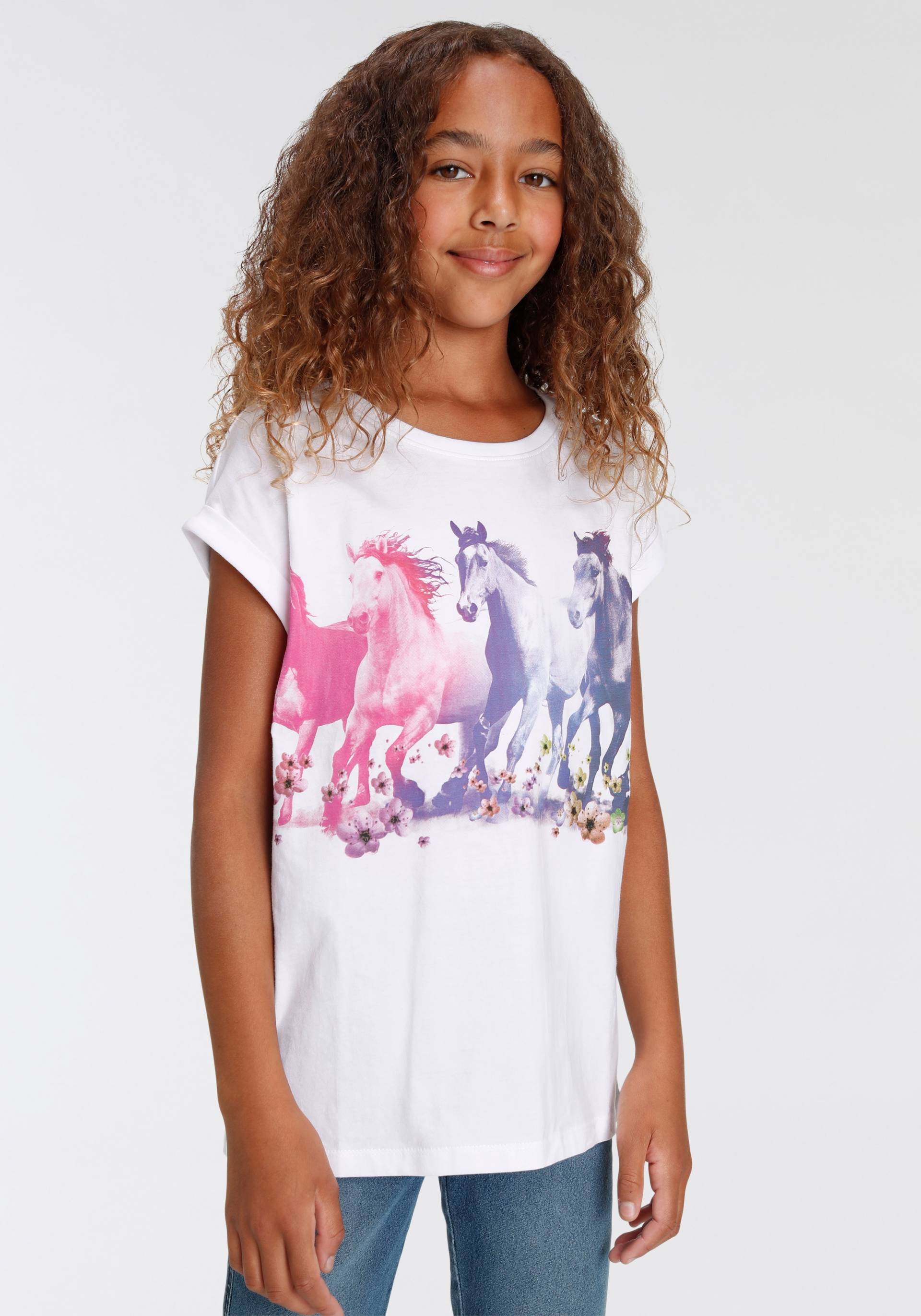 KIDSWORLD T-Shirt »Pferde«, Kurzarm, bedruckt, Rundhalsausschnitt, aus Baumwolle KIDSWORLD T-Shirt »Pferde«, Kurzarm, bedruckt, Rundhalsausschnitt, aus Baumwolle von KIDSWORLD