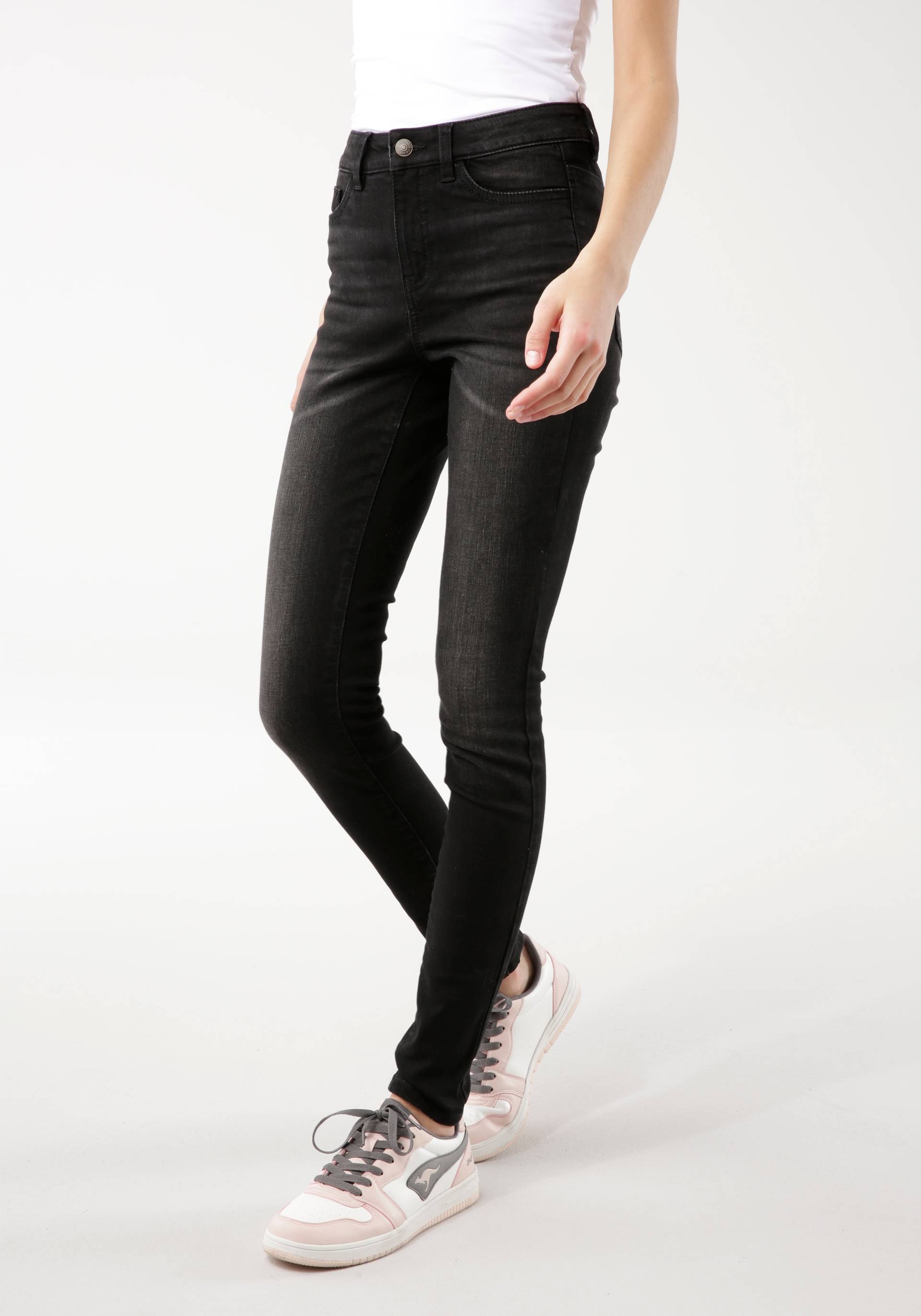 KangaROOS 5-Pocket-Jeans »SUPER SKINNY HIGH RISE«, mit used-Effekt von KangaROOS