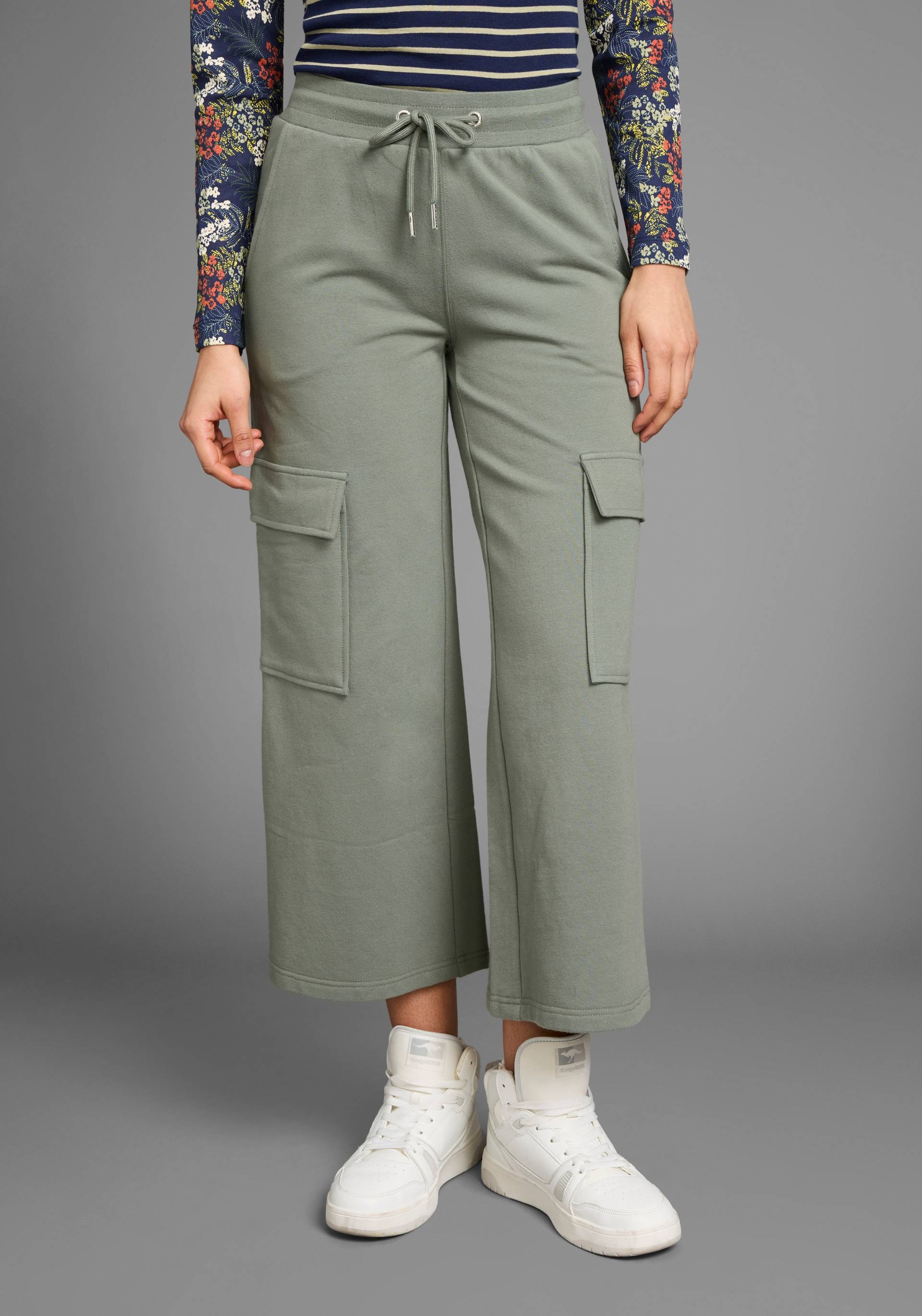 KangaROOS Cargohose, in Wide-Leg Form von KangaROOS