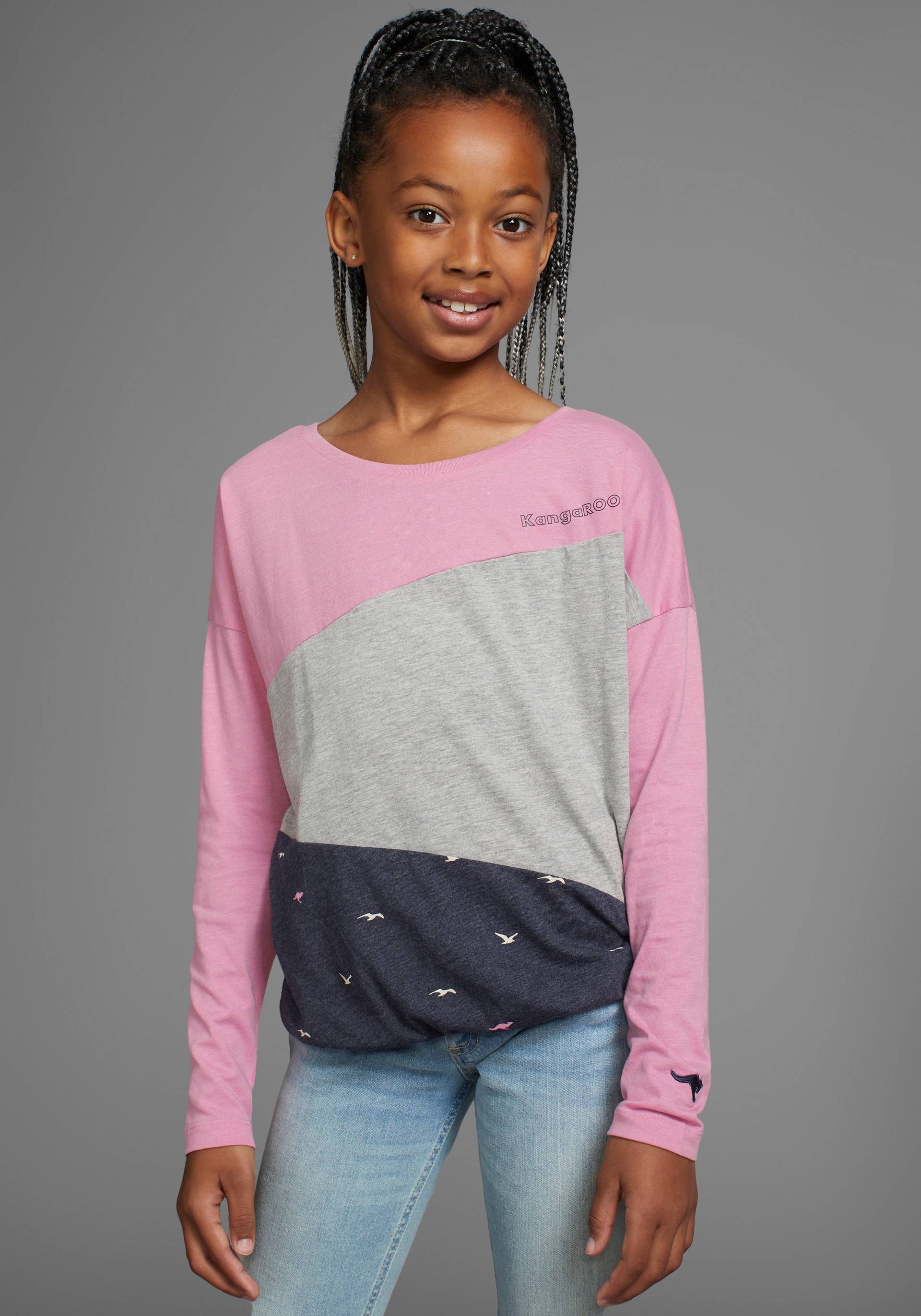 KangaROOS Langarmshirt »Colorblocking-Design«, mit Logo-Stickerei KangaROOS Langarmshirt »Colorblocking-Design«, mit Logo-Stickerei von KangaROOS