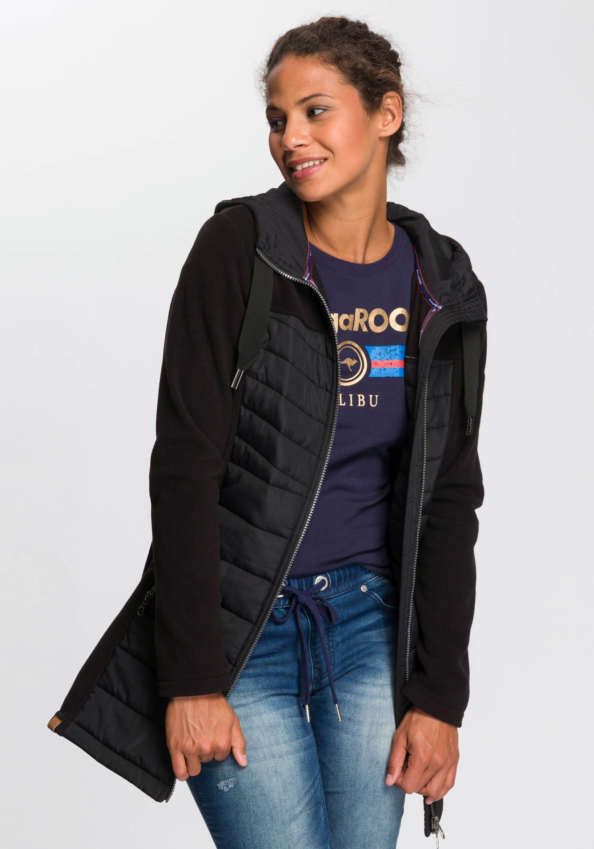 KangaROOS Langjacke, mit Kapuze, leichter Webstoff, figurbetonter Schnitt, mit Kapuze KangaROOS Langjacke, mit Kapuze, leichter Webstoff, figurbetonter Schnitt, mit Kapuze von KangaROOS