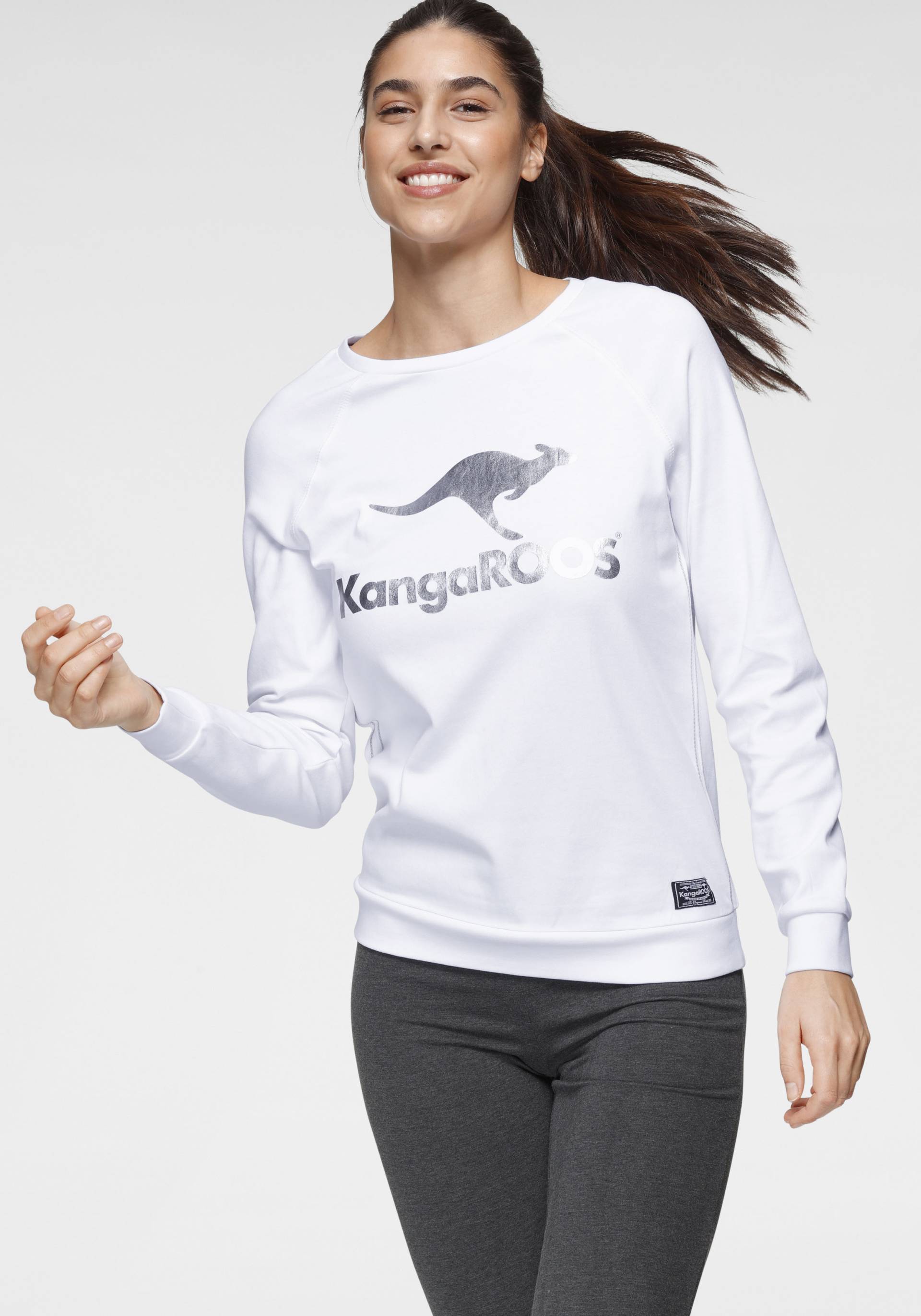 KangaROOS Sweatshirt, Langarm, figurumspielender Schnitt, mit Print, Rundhalsausschnitt von KangaROOS