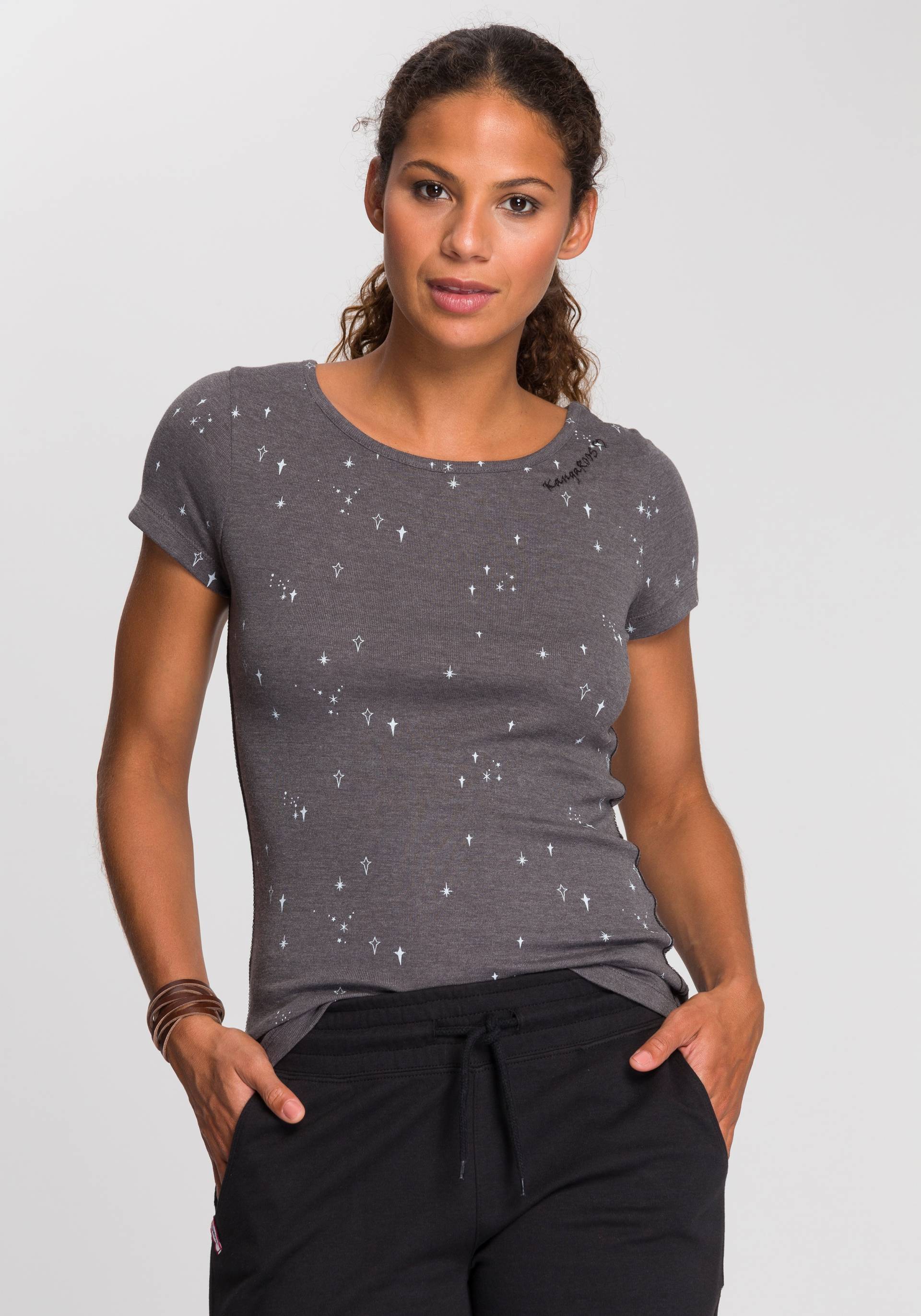 KangaROOS T-Shirt, Kurzarm, sehr figurbetont, mit Kontrastnaht KangaROOS T-Shirt, Kurzarm, sehr figurbetont, mit Kontrastnaht von KangaROOS