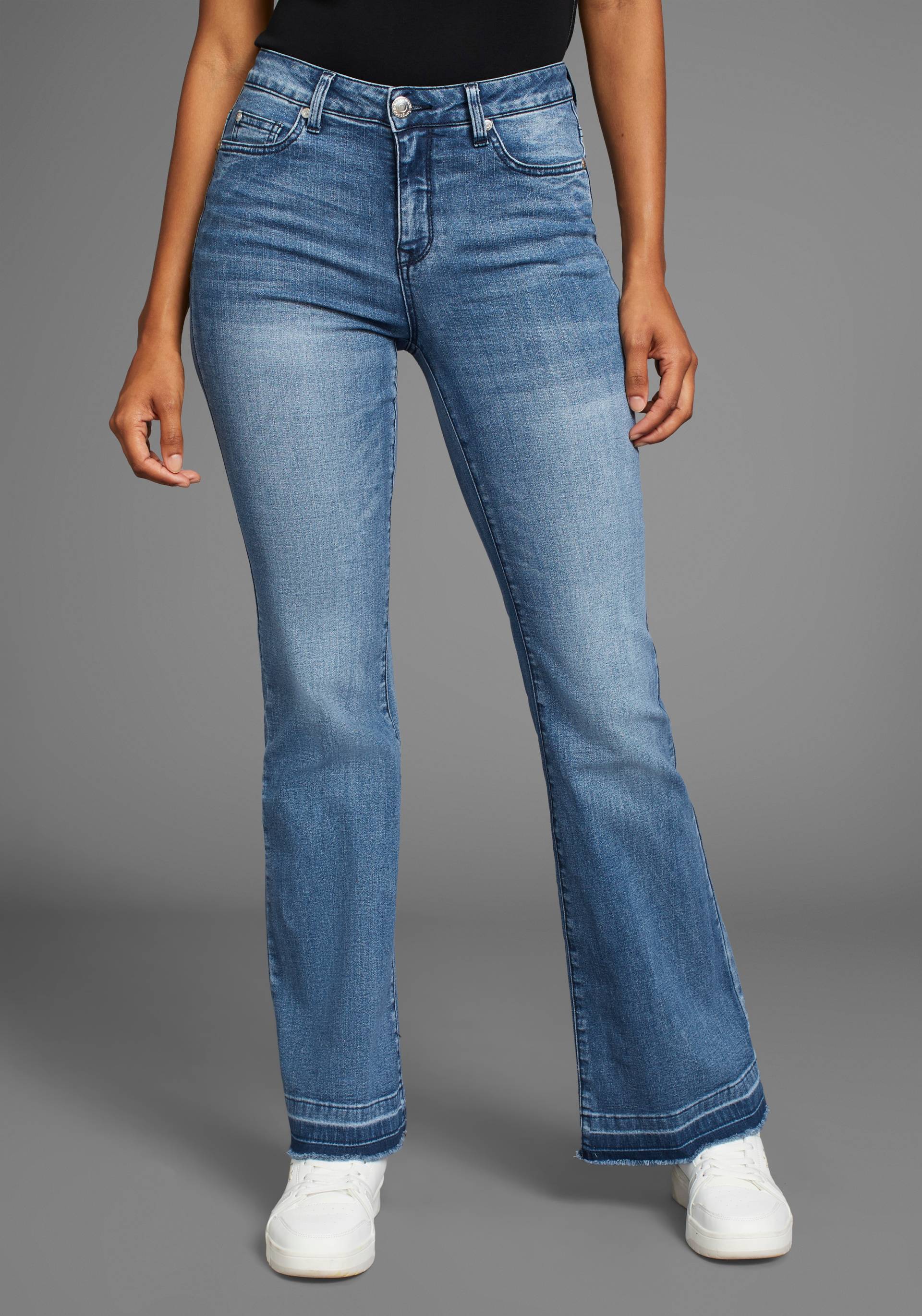 KangaROOS Weite Jeans, Flare Weite Jeans High Waist KangaROOS Weite Jeans, Flare Weite Jeans High Waist von KangaROOS