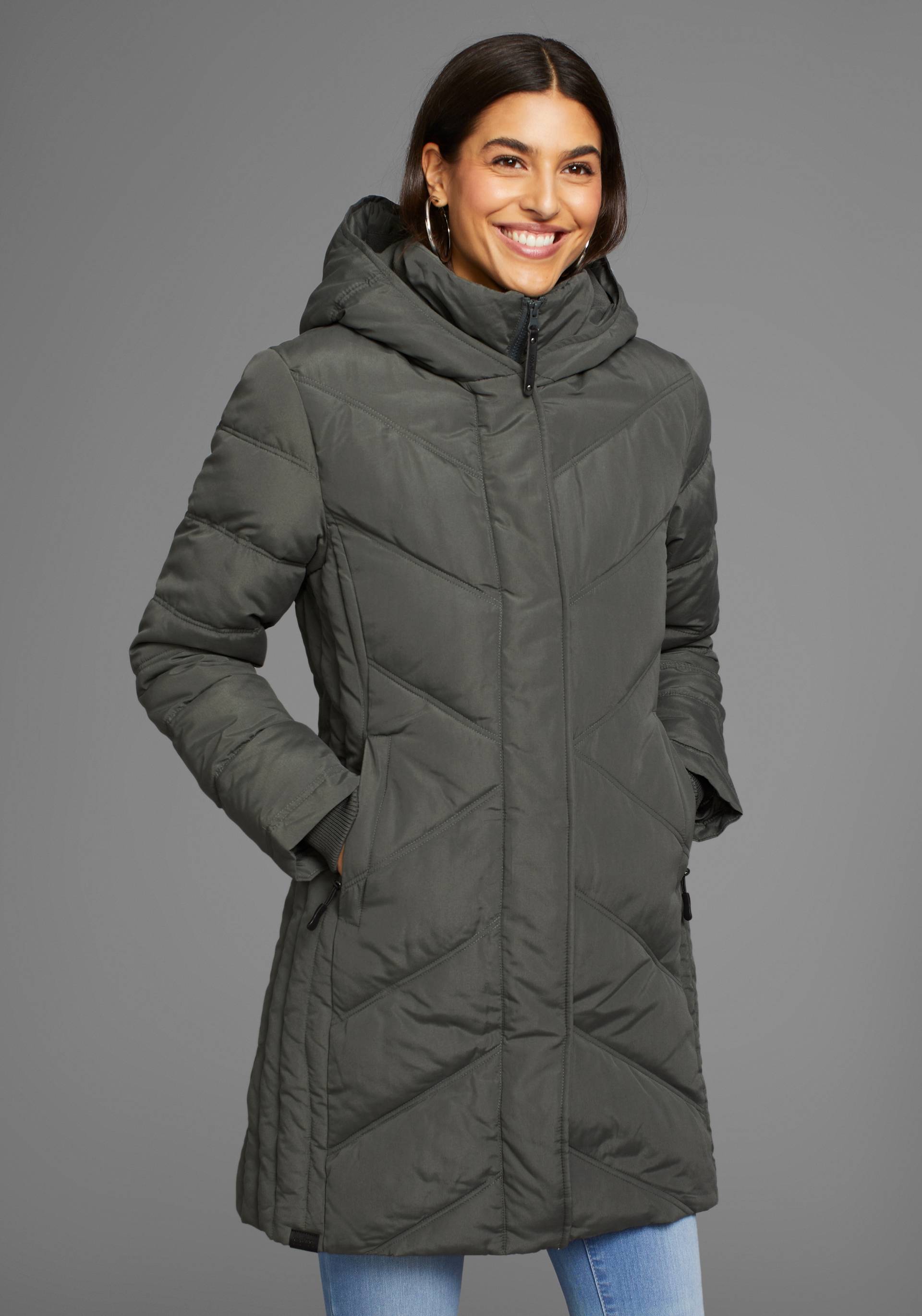 KangaROOS Winterjacke, mit Kapuze, mit hochschliessendem Kragen, gefütterte Kapuze KangaROOS Winterjacke, mit Kapuze, mit hochschliessendem Kragen, gefütterte Kapuze von KangaROOS