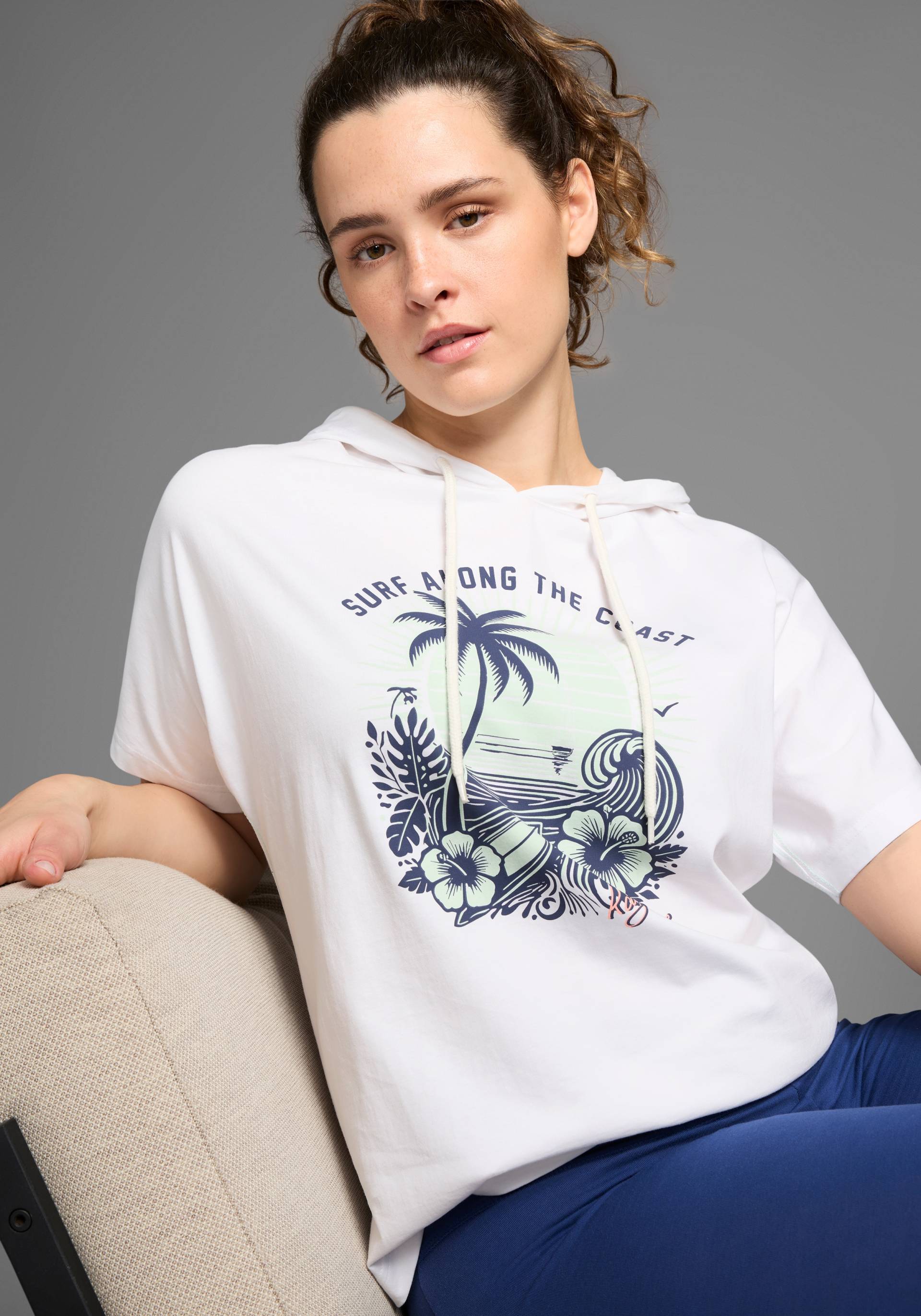 KangaROOS Kapuzenshirt, lässig geschnitten mit Frontdruck KangaROOS Kapuzenshirt, lässig geschnitten mit Frontdruck von Kangaroos