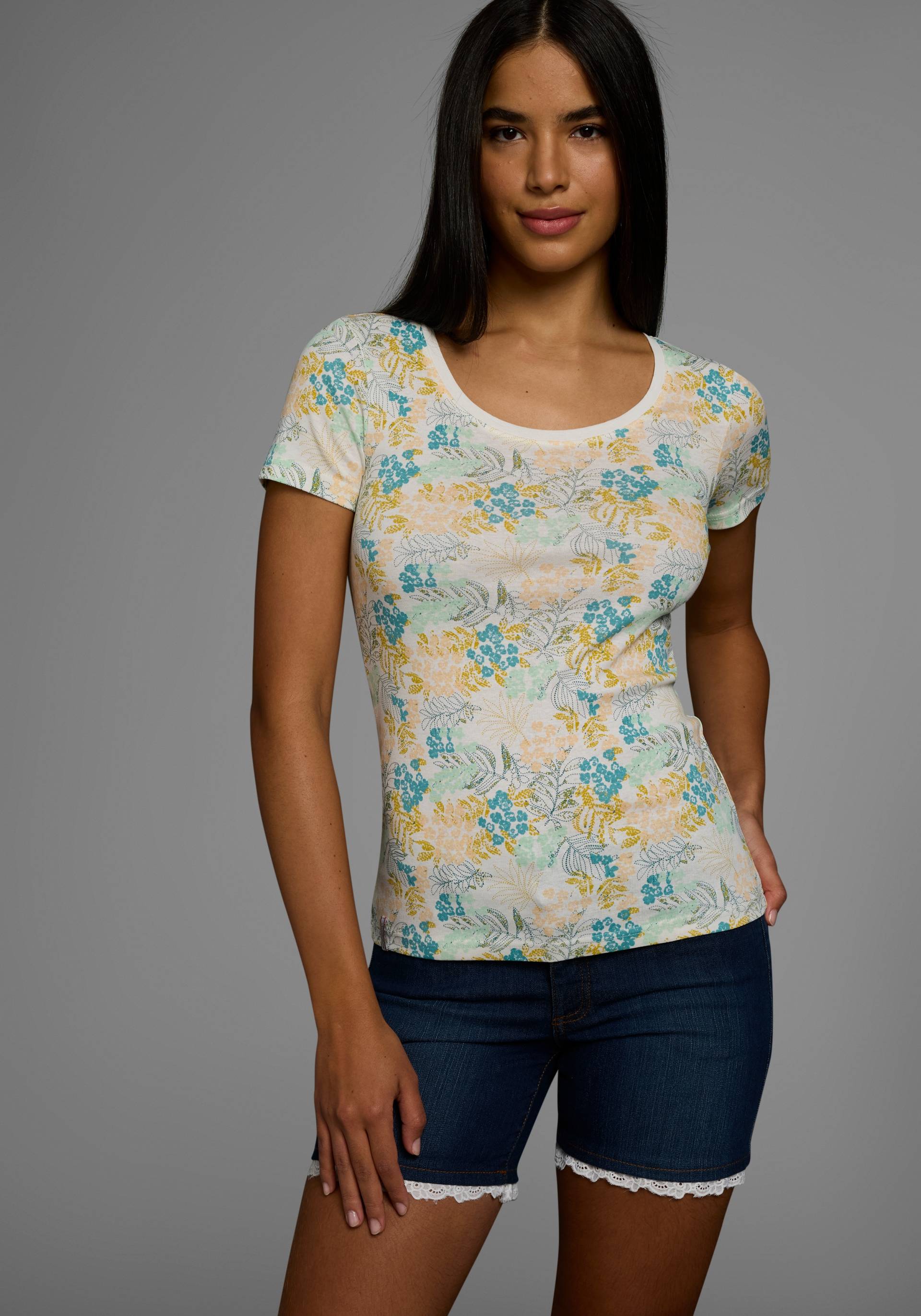 KangaROOS Kurzarmshirt, mit geblümten Allover-Print KangaROOS Kurzarmshirt, mit geblümten Allover-Print von Kangaroos
