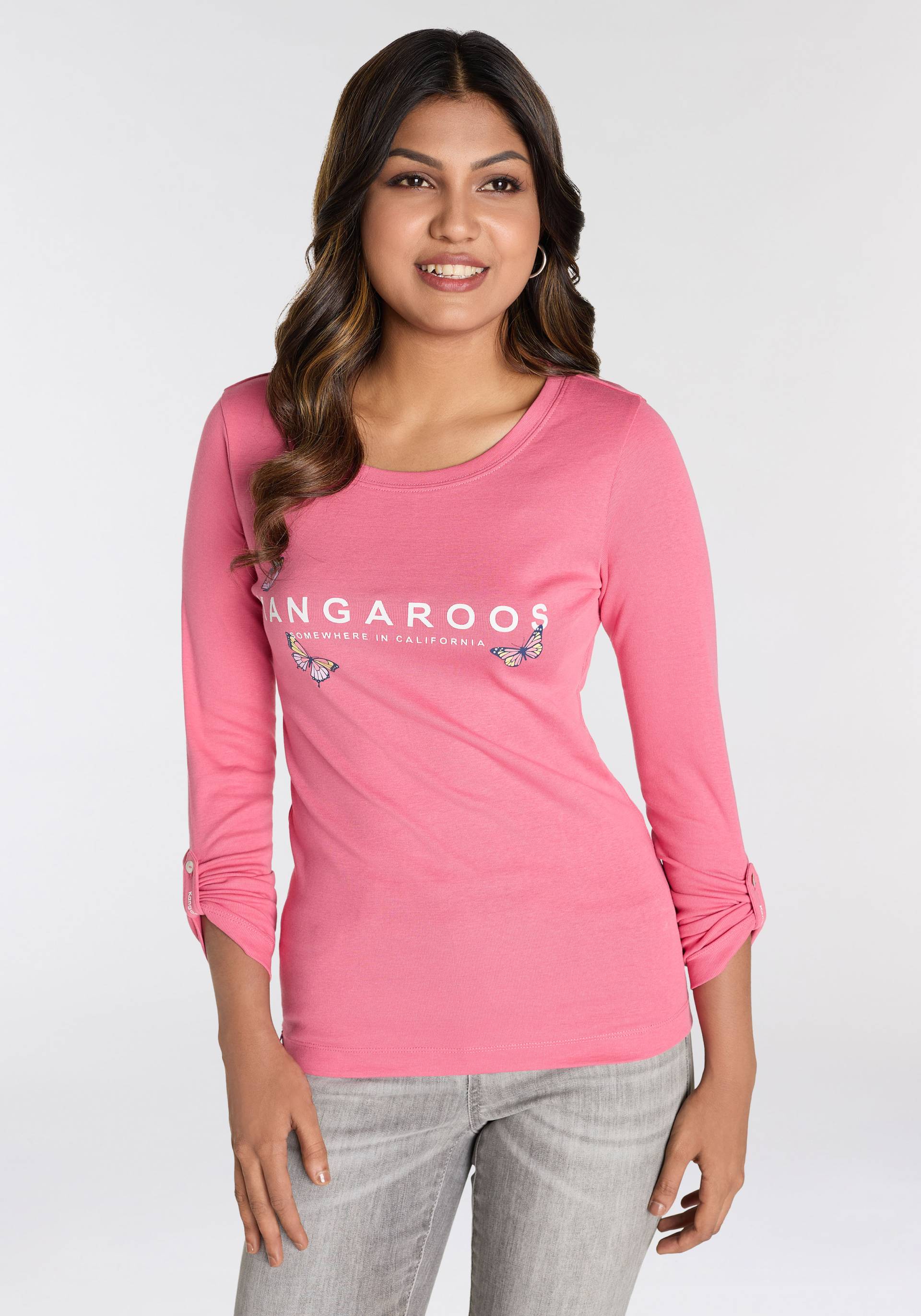 KangaROOS Langarmshirt, krempelbare Ärmel, sehr figurbetonter Schnitt KangaROOS Langarmshirt, krempelbare Ärmel, sehr figurbetonter Schnitt von Kangaroos