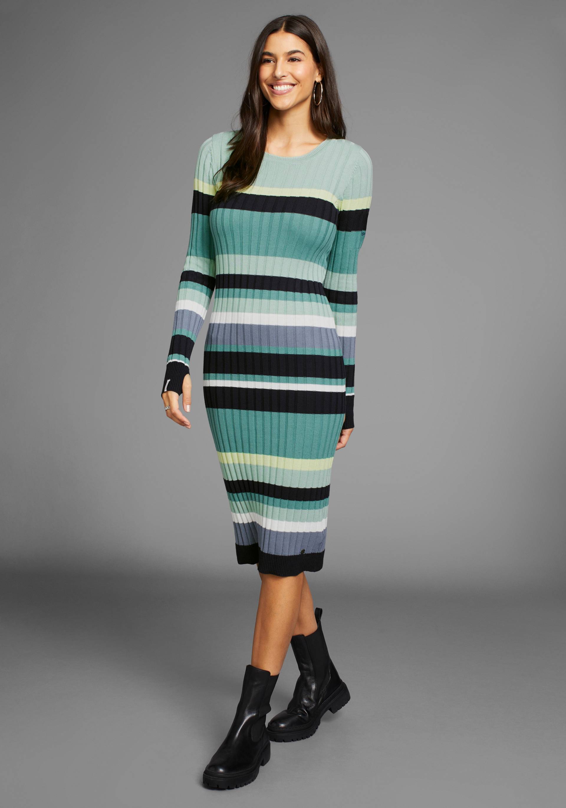 KangaROOS Strickkleid, mit Alloverstreifen KangaROOS Strickkleid, mit Alloverstreifen von Kangaroos