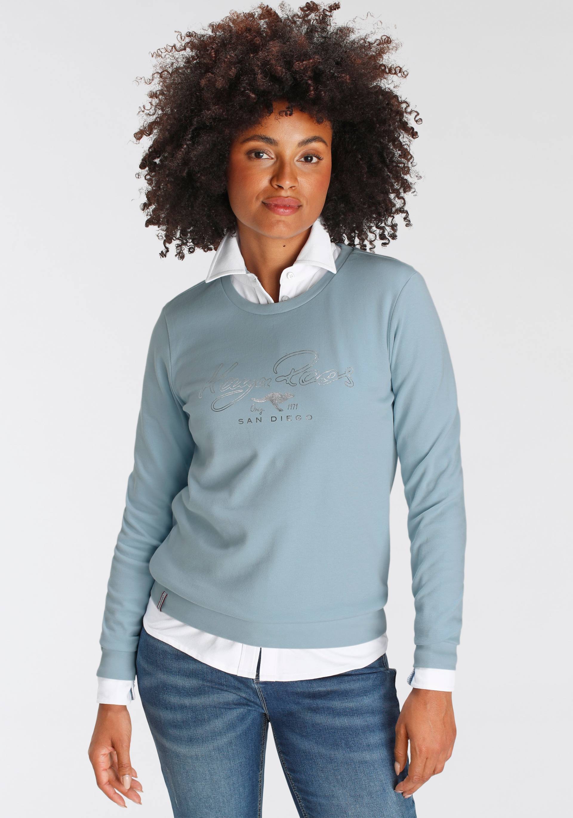 KangaROOS Sweatshirt, Langarm, figurumspielende Passform KangaROOS Sweatshirt, Langarm, figurumspielende Passform von Kangaroos