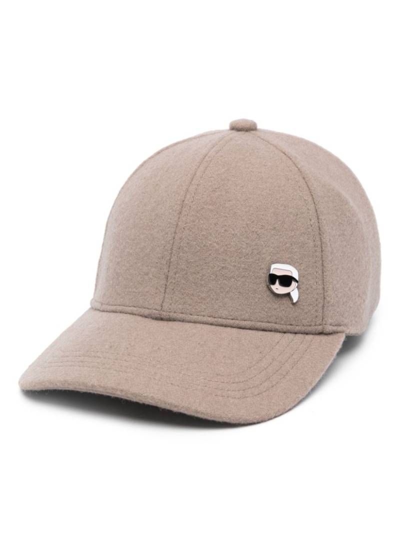 Karl Lagerfeld K/Ikonik cap - Neutrals von Karl Lagerfeld