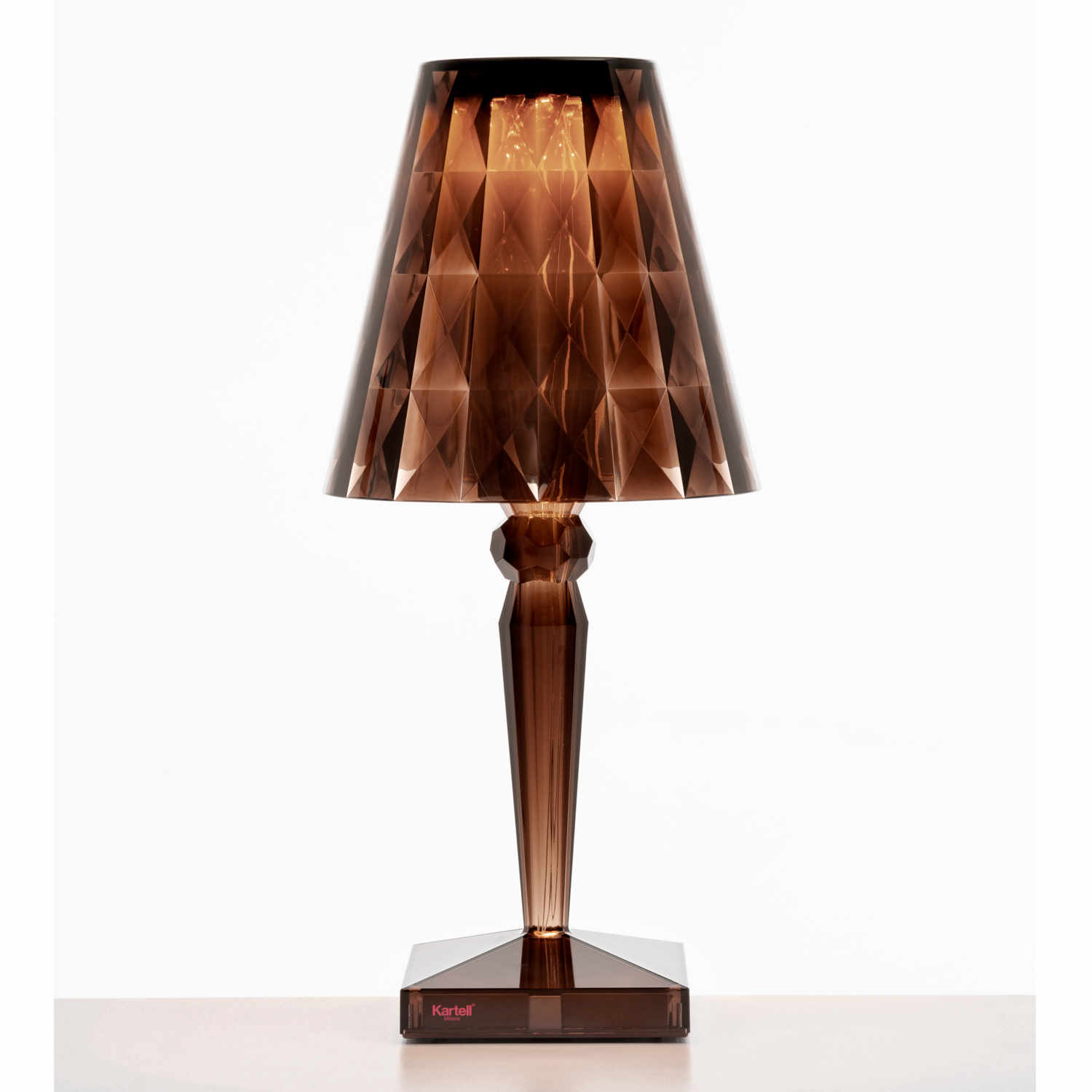 Big Battery LED Akku-Leuchte, Farbe transparent/cola Big Battery LED Akku-Leuchte, Farbe transparent/cola von Kartell