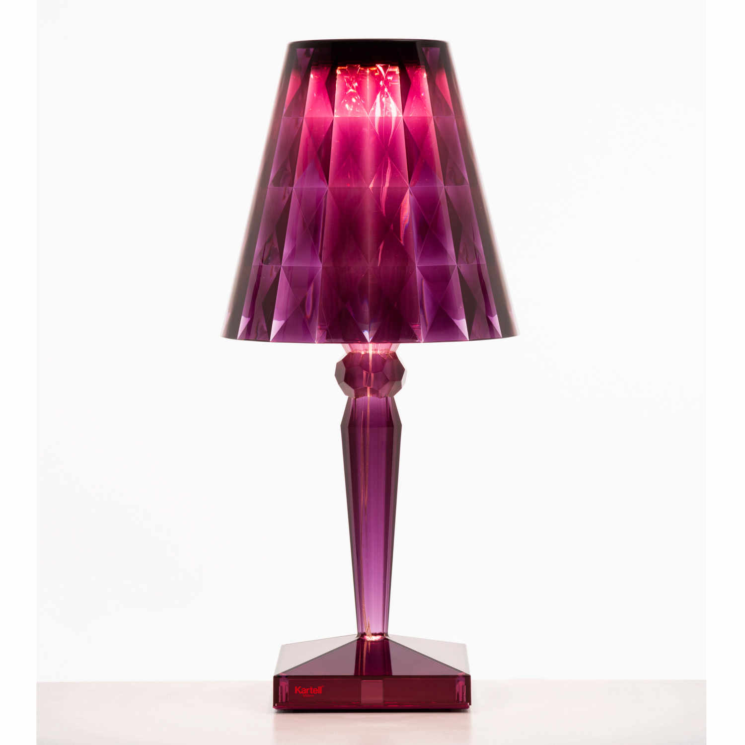 Big Battery LED Leuchte, Farbe transparent/pflaume Big Battery LED Leuchte, Farbe transparent/pflaume von Kartell