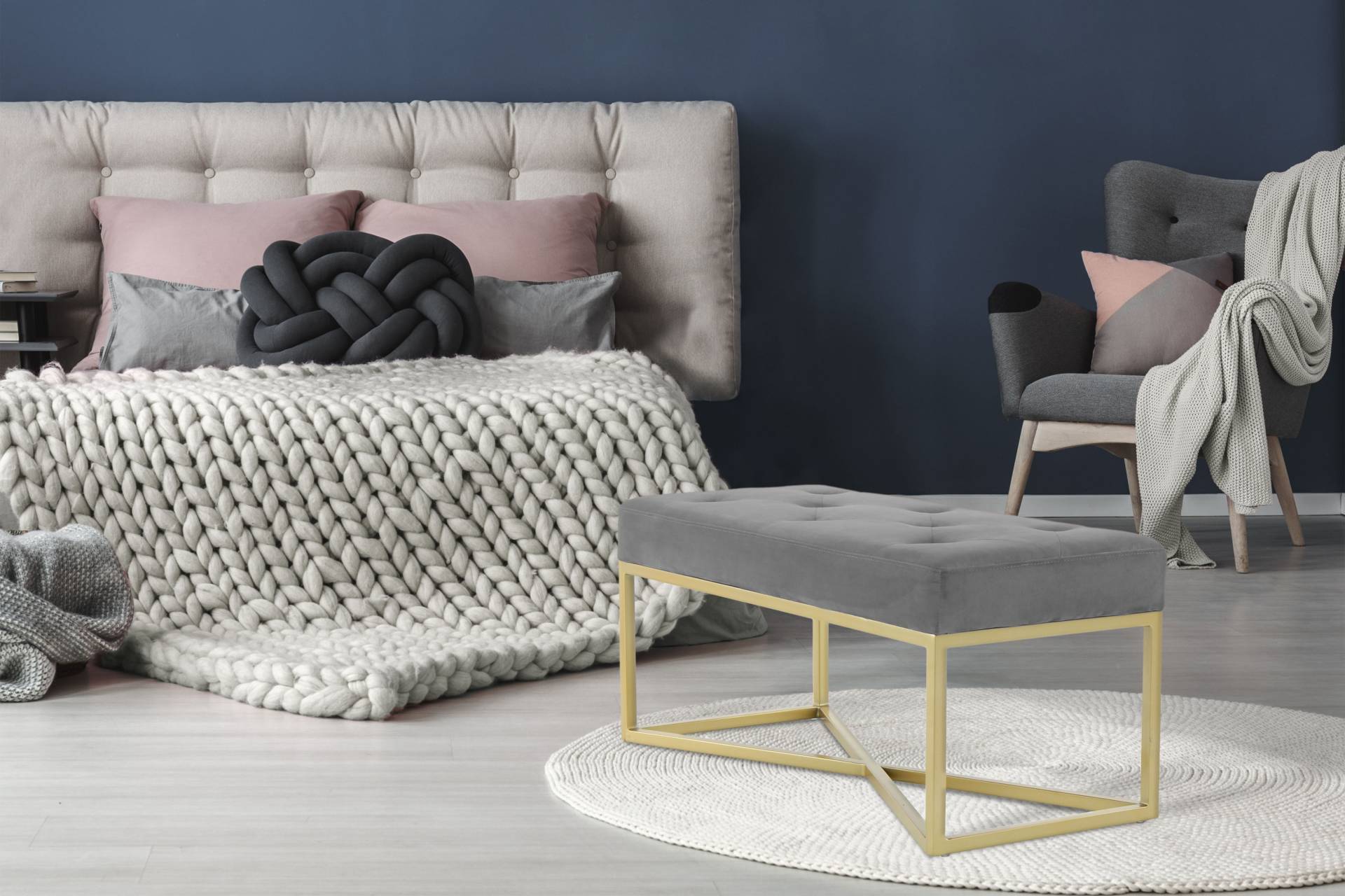 Kayoom Hockerbank »Cameron 125, glamouröses Design, glänzenden Metallfüssen, in Samt-Look«, (1 St.), bequem, elegant, mit Zierknöpfen, Goldfarben-coated Eisengestell Kayoom Hockerbank »Cameron 125, glamouröses Design, glänzenden Metallfüssen, in Samt-Look«, (1 St.), bequem, elegant, mit Zierknöpfen, Goldfarben-coated Eisengestell von Kayoom