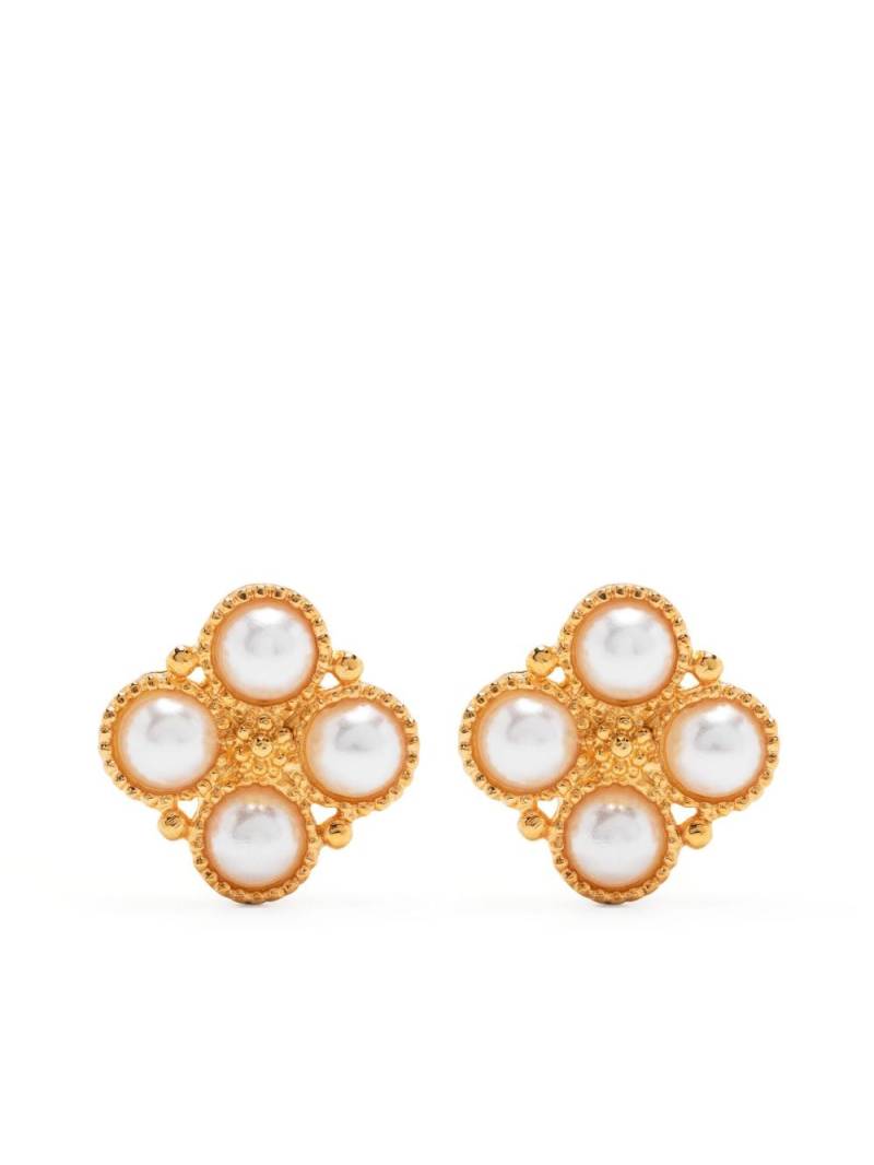 Kenneth Jay Lane pearl-embellished polsihed-finish earrings - Gold von Kenneth Jay Lane