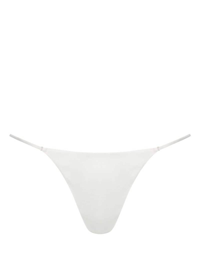 Kiki de Montparnasse Tour Les Jours charmeuse thong - White von Kiki de Montparnasse