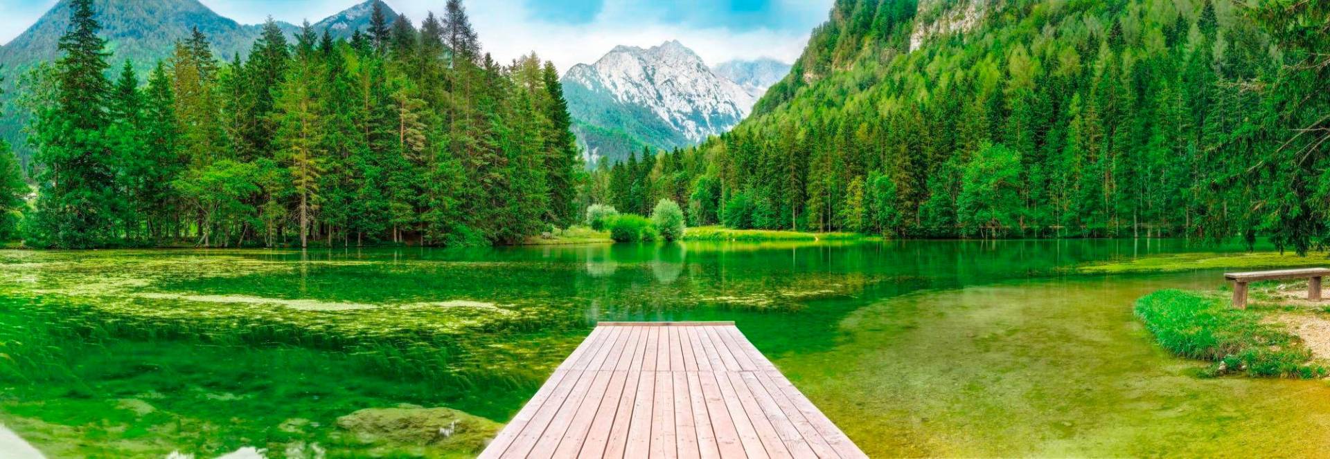 Komar Fototapete »Green Lake - Grösse 368 x 127 cm«, bedruckt, Wohnzimmer, Schlafzimmer Komar Fototapete »Green Lake - Grösse 368 x 127 cm«, bedruckt, Wohnzimmer, Schlafzimmer von Komar