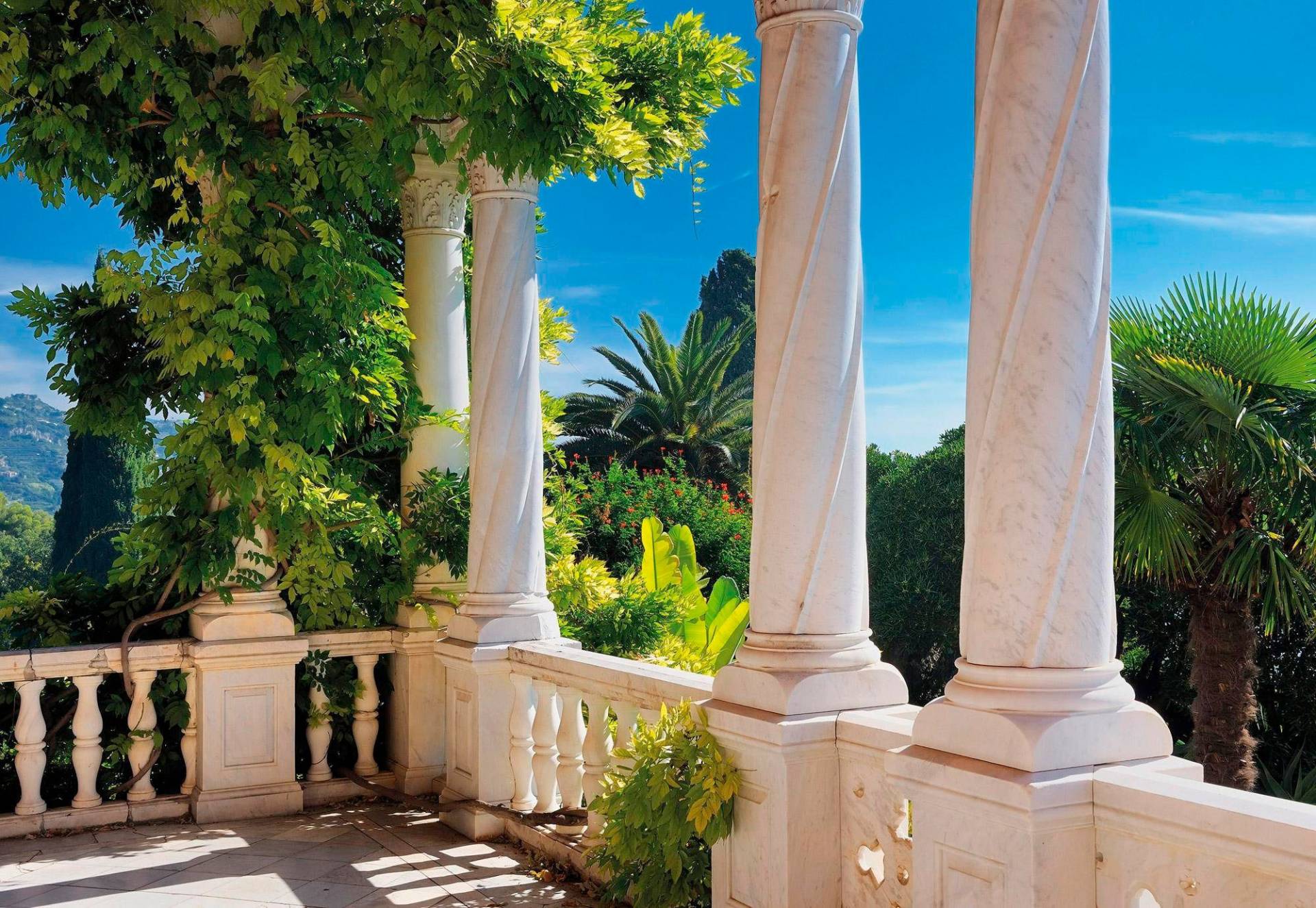 Komar Fototapete »Villa Liguria - Grösse 368 x 254 cm«, bedruckt, Wohnzimmer, Schlafzimmer Komar Fototapete »Villa Liguria - Grösse 368 x 254 cm«, bedruckt, Wohnzimmer, Schlafzimmer von Komar