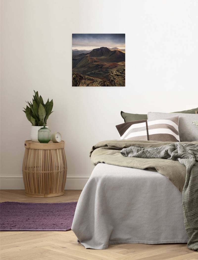 Komar Leinwandbild »Keilrahmenbild - Vulkanland - Grösse 40 x 40 cm«, Baum-Blätter-Natur-Berge-Blumen-Foto-Jahreszeiten-Landschaft-Meer-Strand-Palmen, (Packung, 1 St.), Deutsches Qualitätsvlies (155 g/m²) von Komar