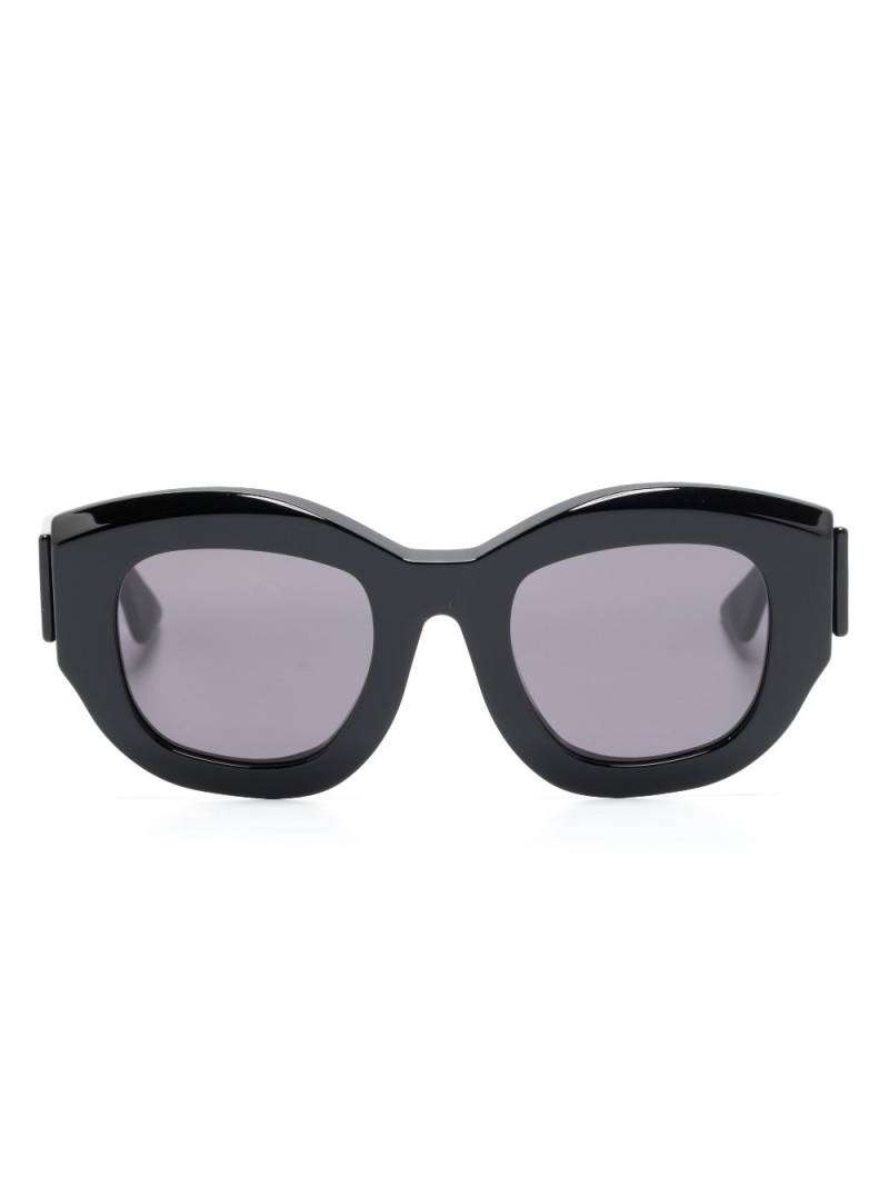 Kuboraum B5 cat-eye sunglasses - Black von Kuboraum