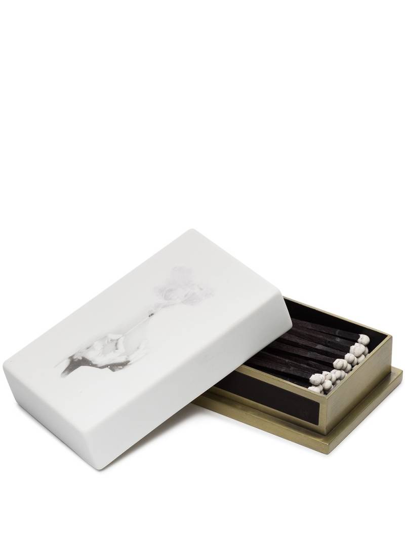 L'Objet illustrated porcelain matchbox - White von L'Objet