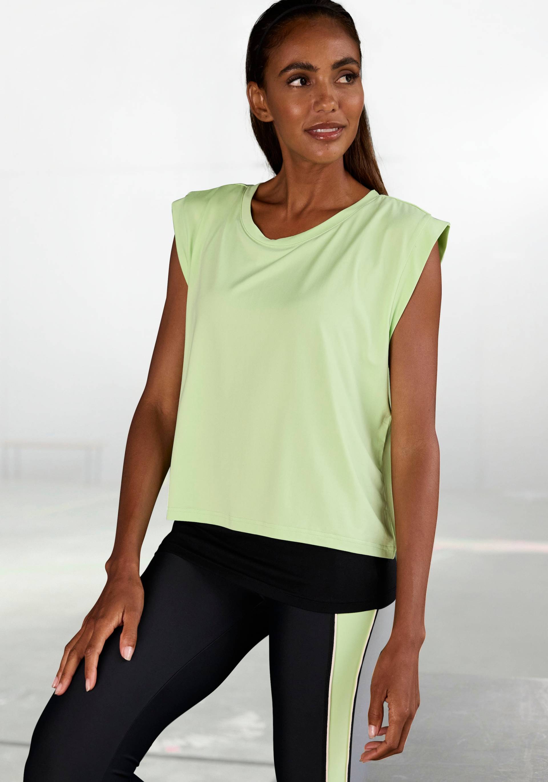 LASCANA ACTIVE 2-in-1-Shirt »-Sportshirt«, im doppellagigen Look von LASCANA ACTIVE