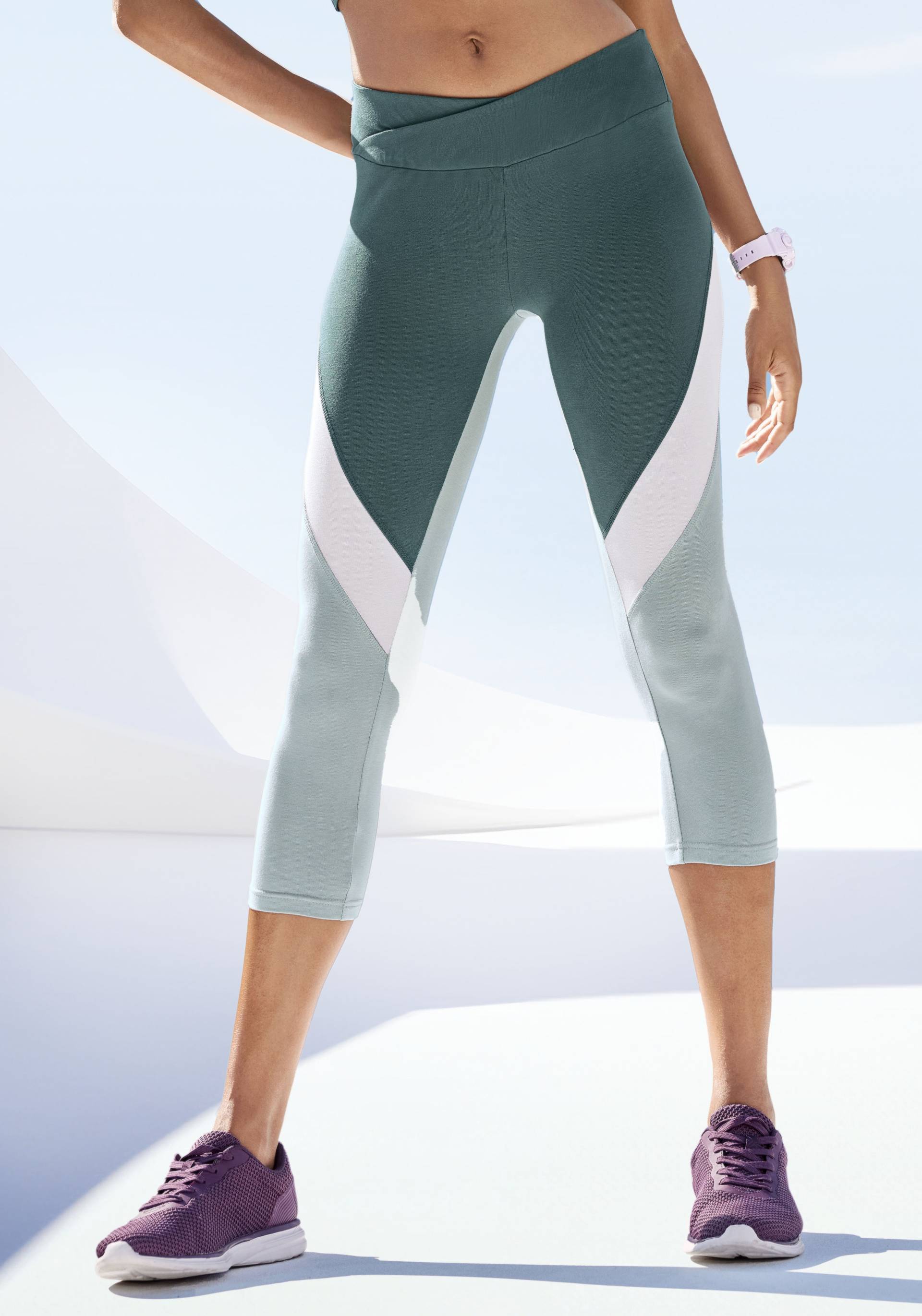 LASCANA ACTIVE Caprihose »-Sporthose«, in Colourblockingdesign von LASCANA ACTIVE