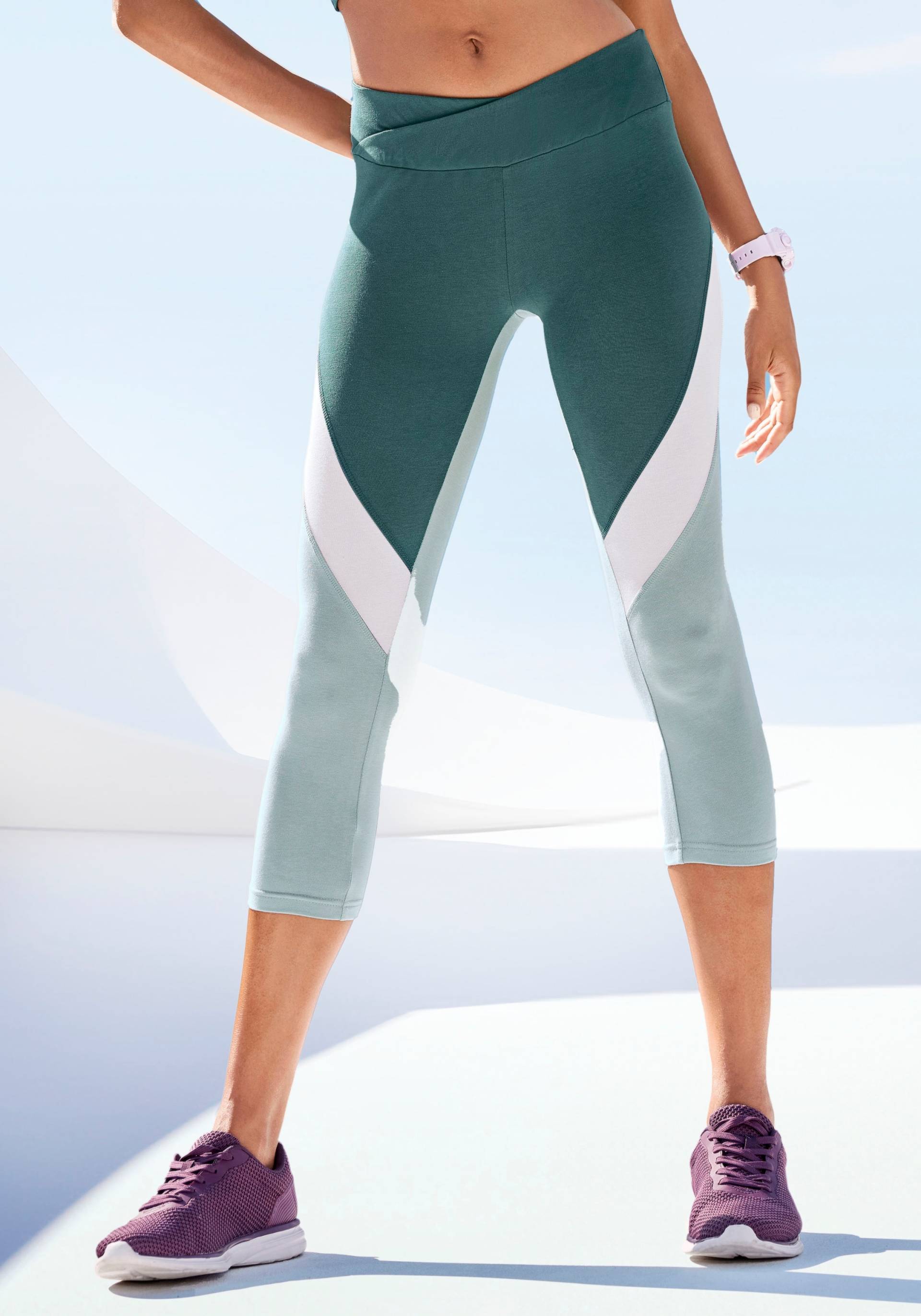 LASCANA ACTIVE Caprihose »-Sporthose«, in Colourblockingdesign von LASCANA ACTIVE