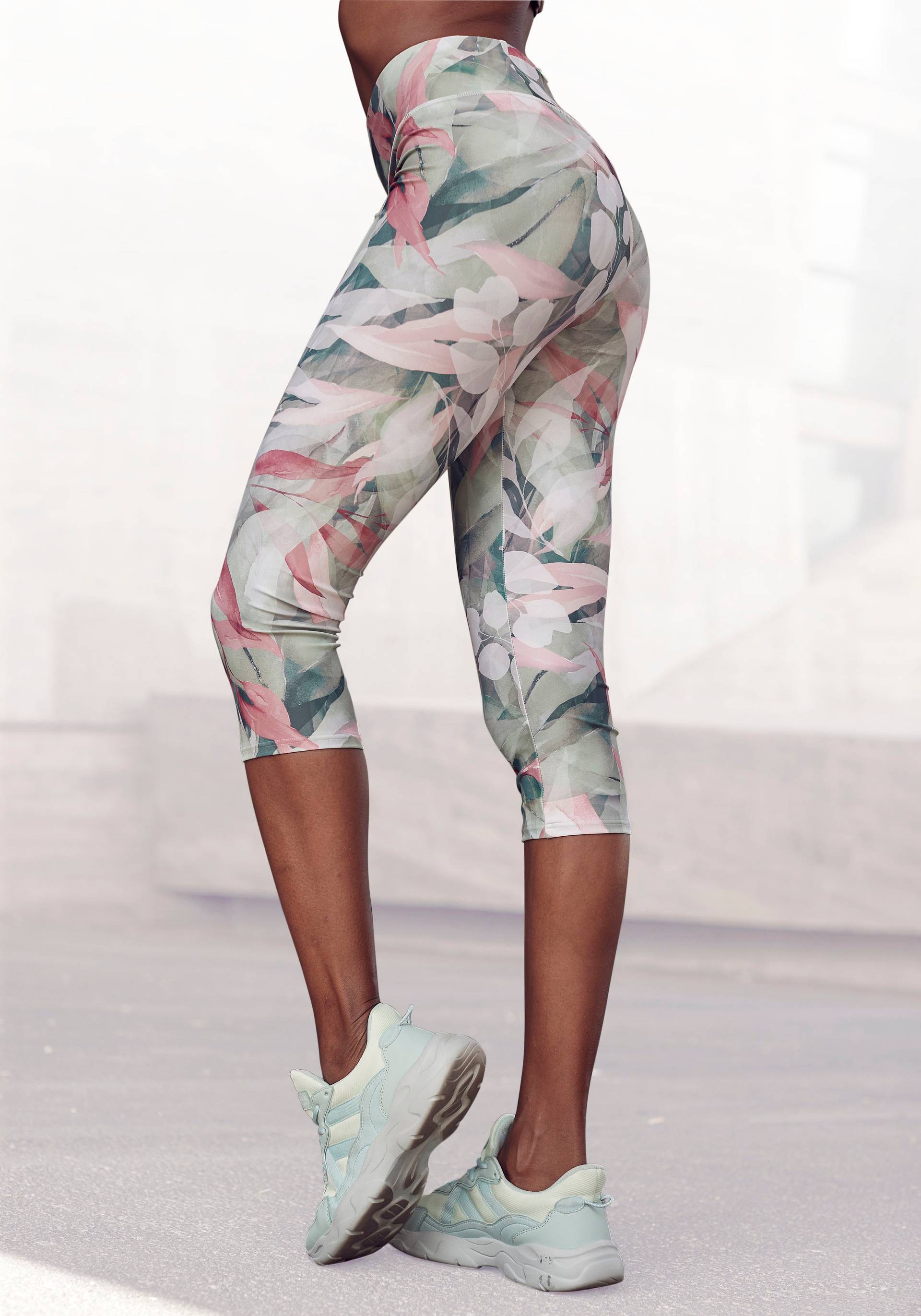 LASCANA ACTIVE Caprileggings, mit Blätterdruck von LASCANA ACTIVE