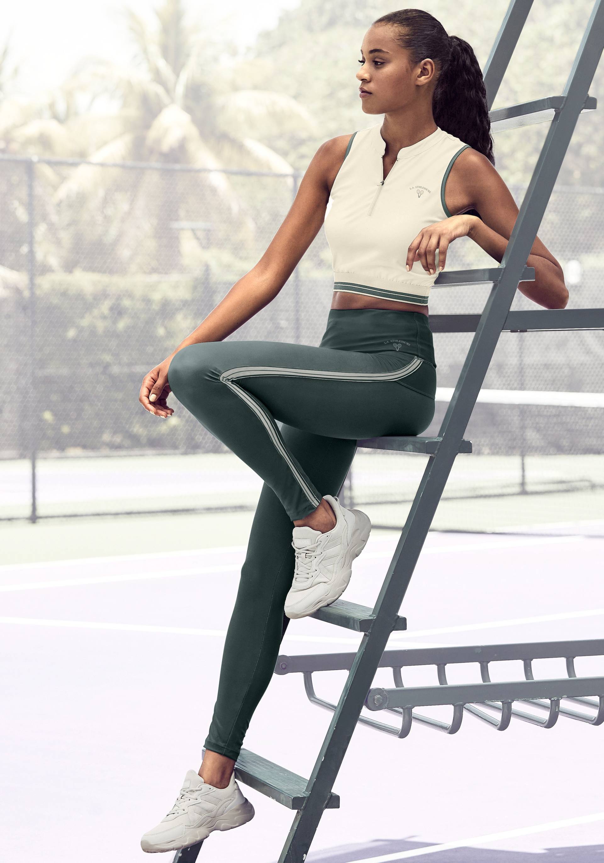 LASCANA ACTIVE Funktionsleggings »Tennis«, mit seitlichen Kontraststreifen von LASCANA ACTIVE