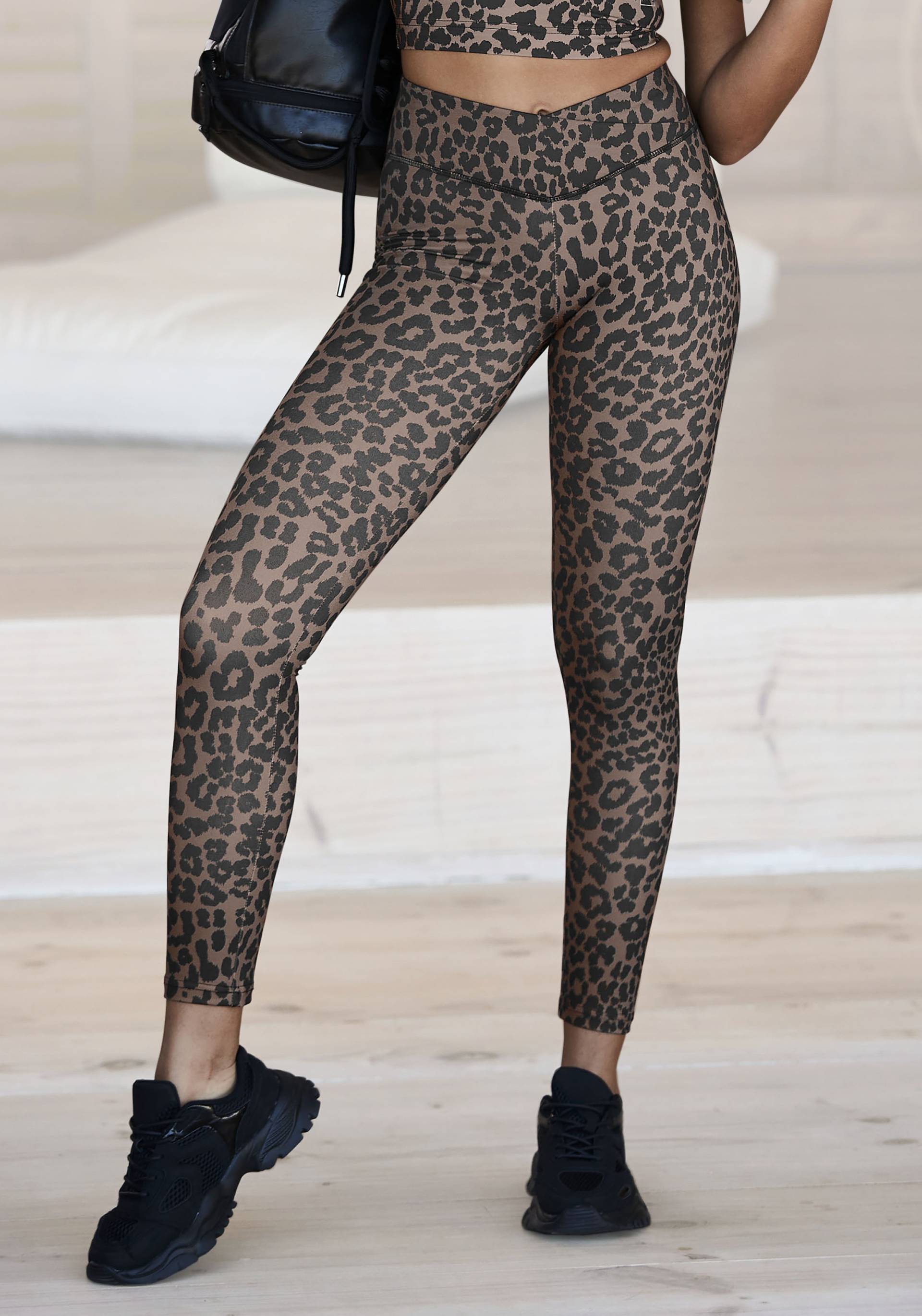 LASCANA ACTIVE Leggings, mit allover Druck von LASCANA ACTIVE