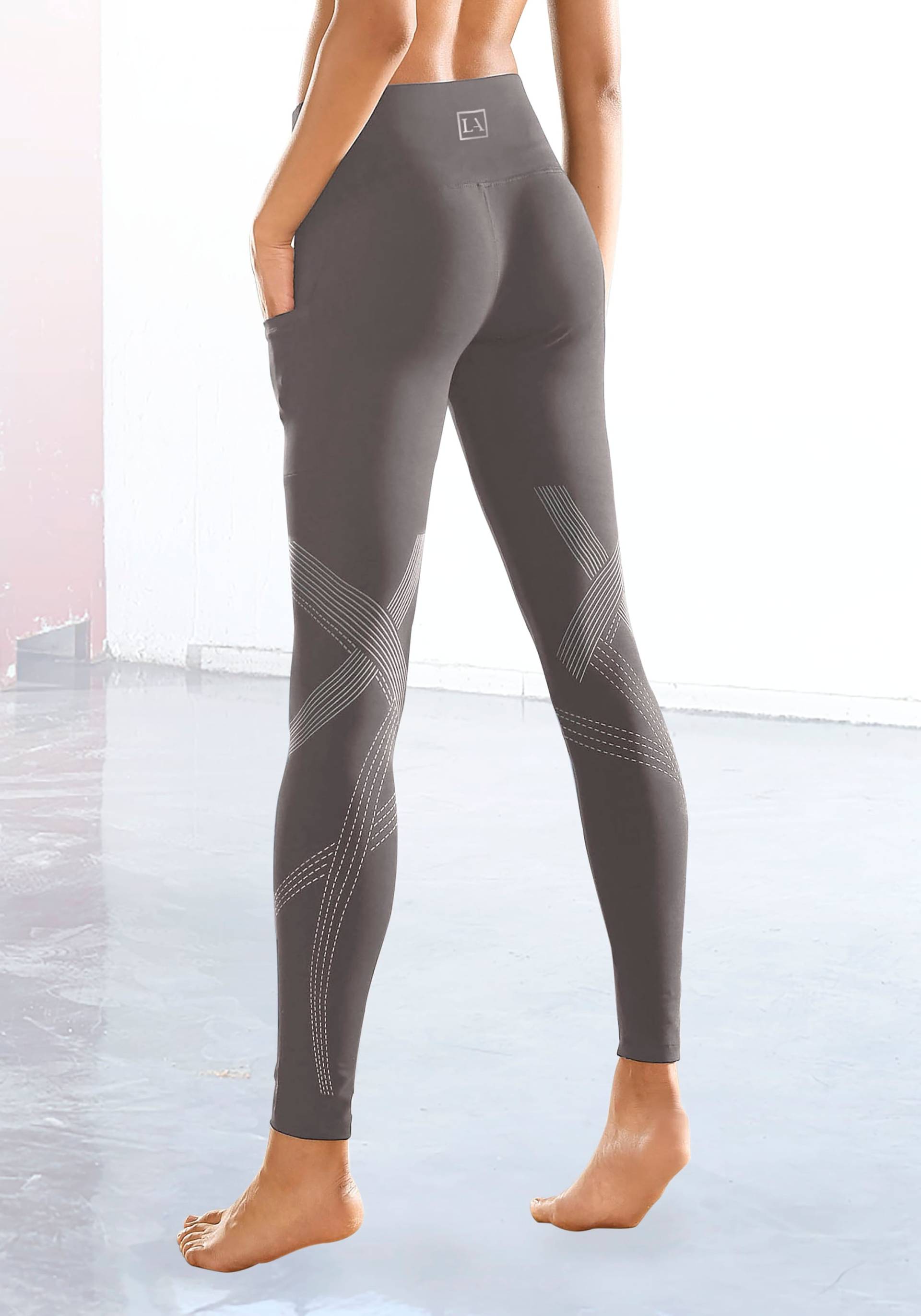 LASCANA ACTIVE Leggings, mit optischen Reflektorprint und Handytasche, Loungewear von LASCANA ACTIVE